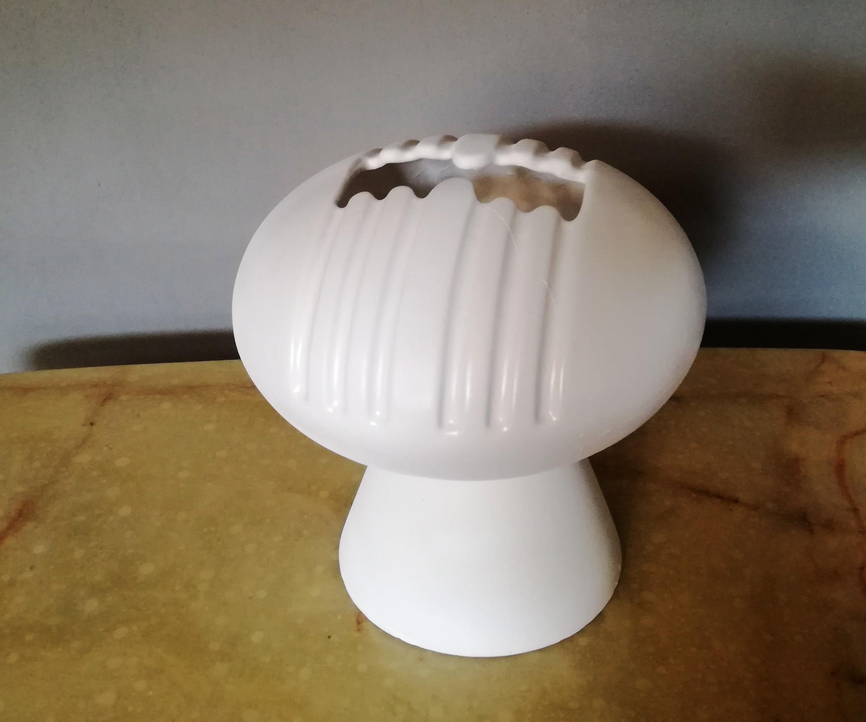 Mid-20th Century flower vase, space age For Sale