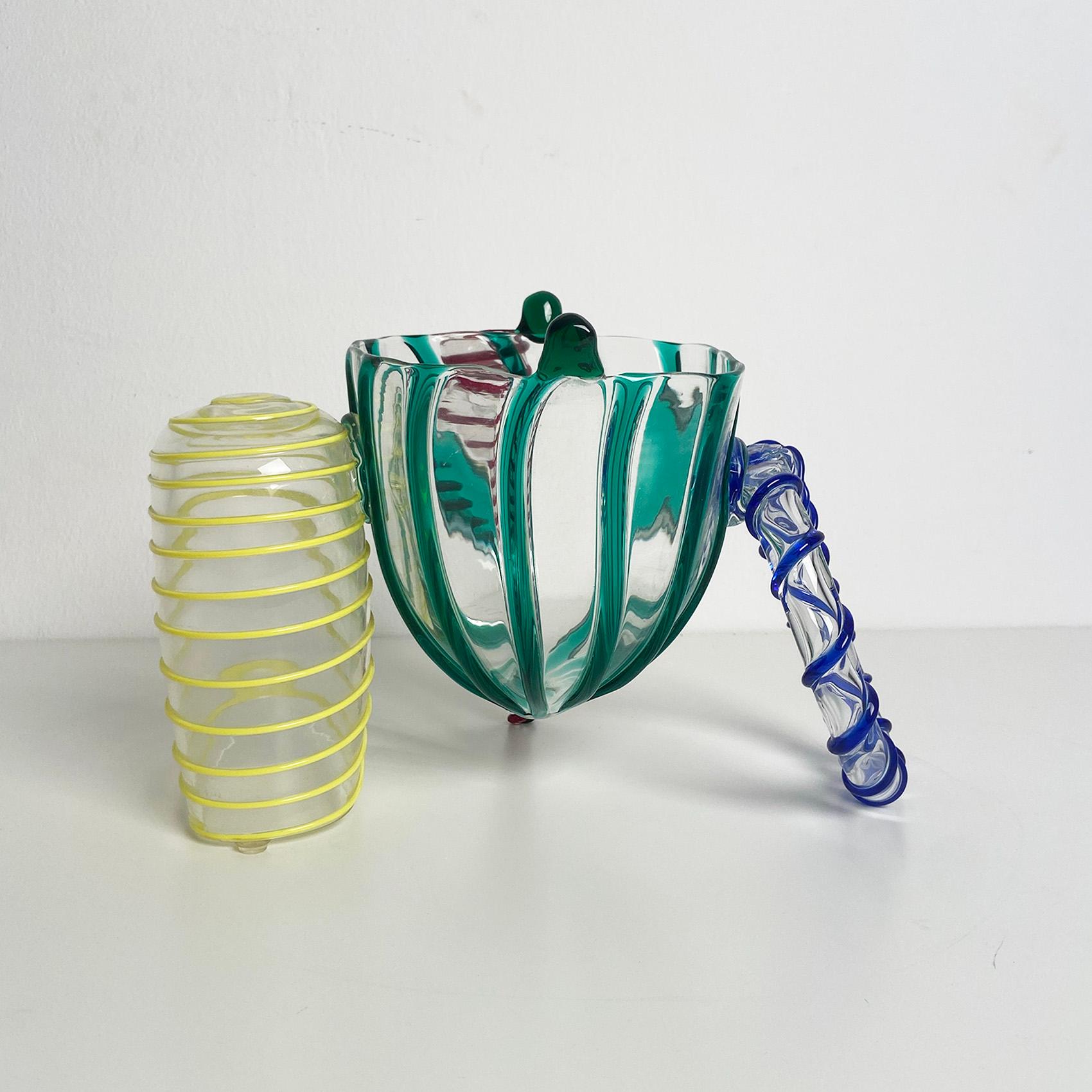 Vaso Rom di Luigi Serafini prodotta da Memphis nel 1991 in vetro di Murano. (Italian) im Angebot