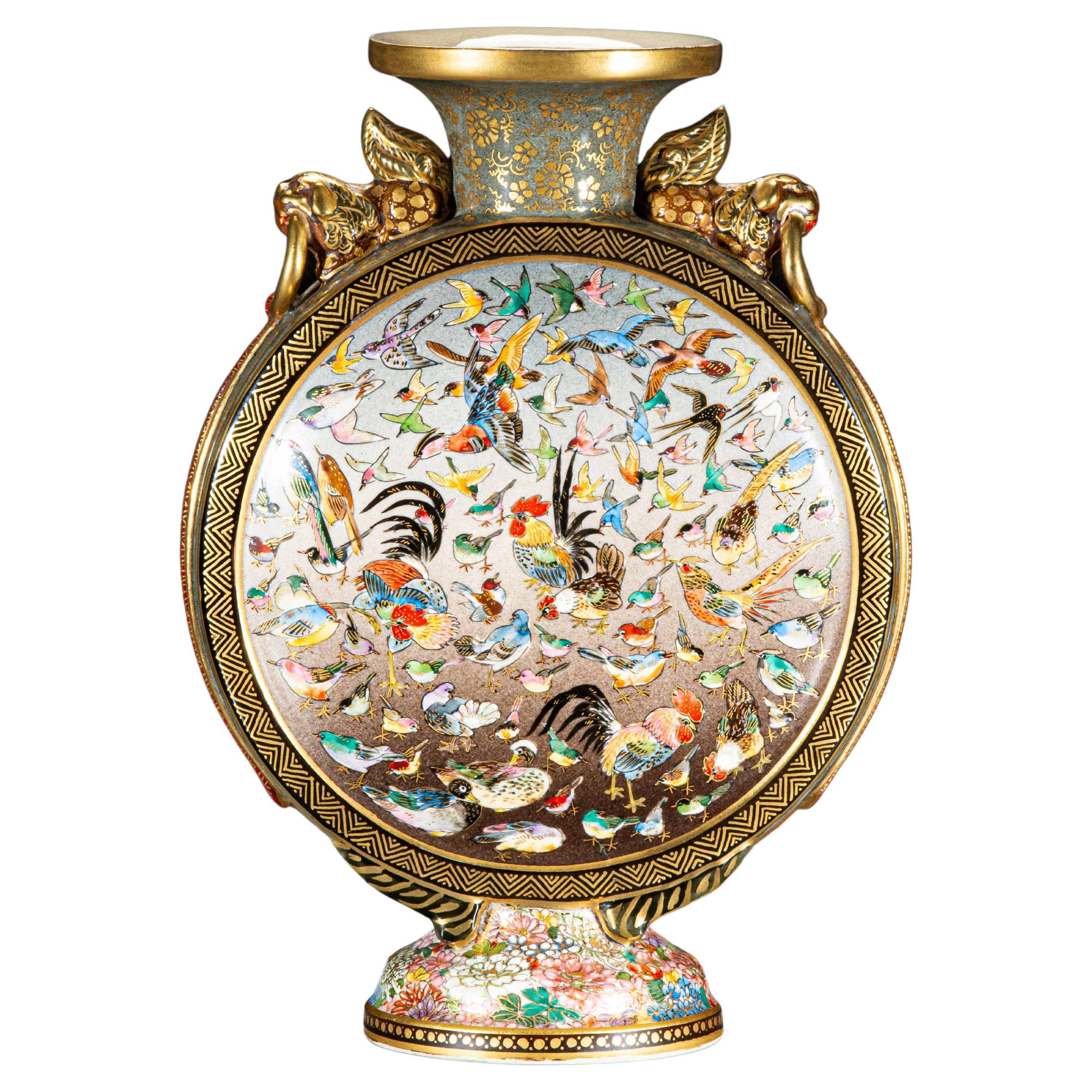 Vaso Satsuma Moon flask decorato a motivi naturalistici firmato Koshida e Zuizan in vendita
