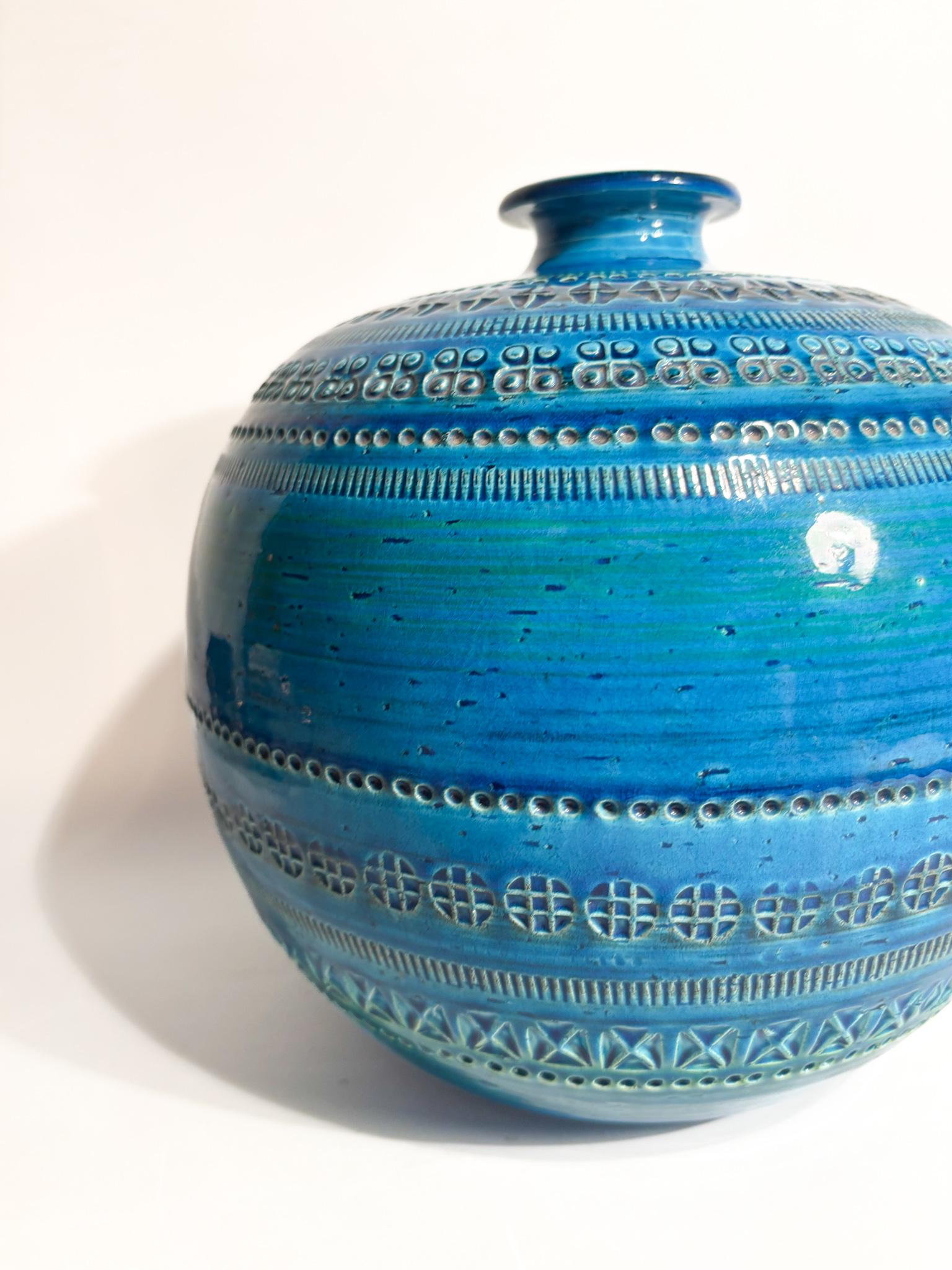 Kugelförmige Vase 'Rimini Blu' von Aldo Londi für Bitossi Ceramiche 1950er Jahre (Moderne der Mitte des Jahrhunderts) im Angebot