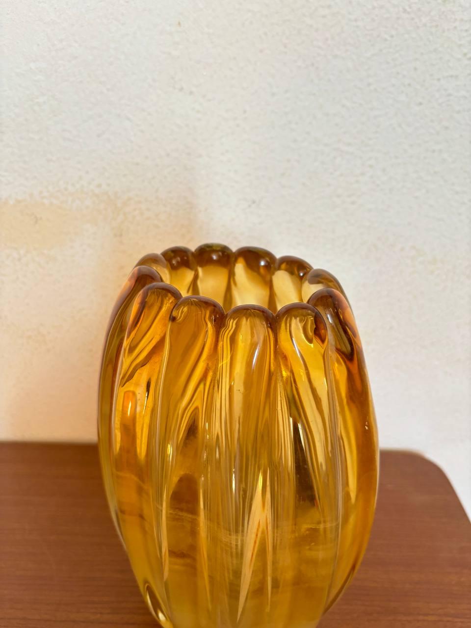 Italian Amber-Gold submerged vase  Flavio Poli for Seguso  1950. For Sale