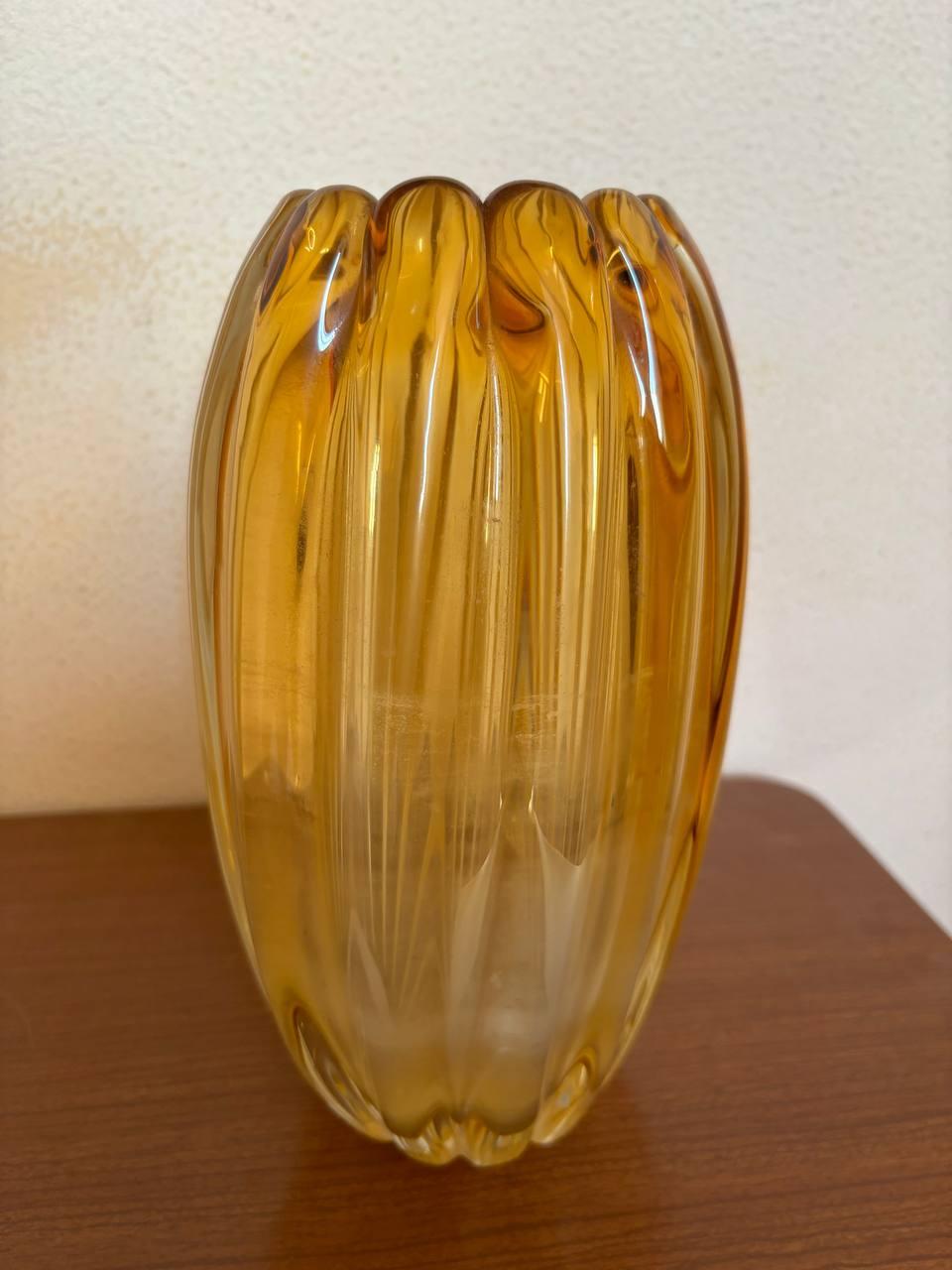 Mid-20th Century Amber-Gold submerged vase  Flavio Poli for Seguso  1950. For Sale