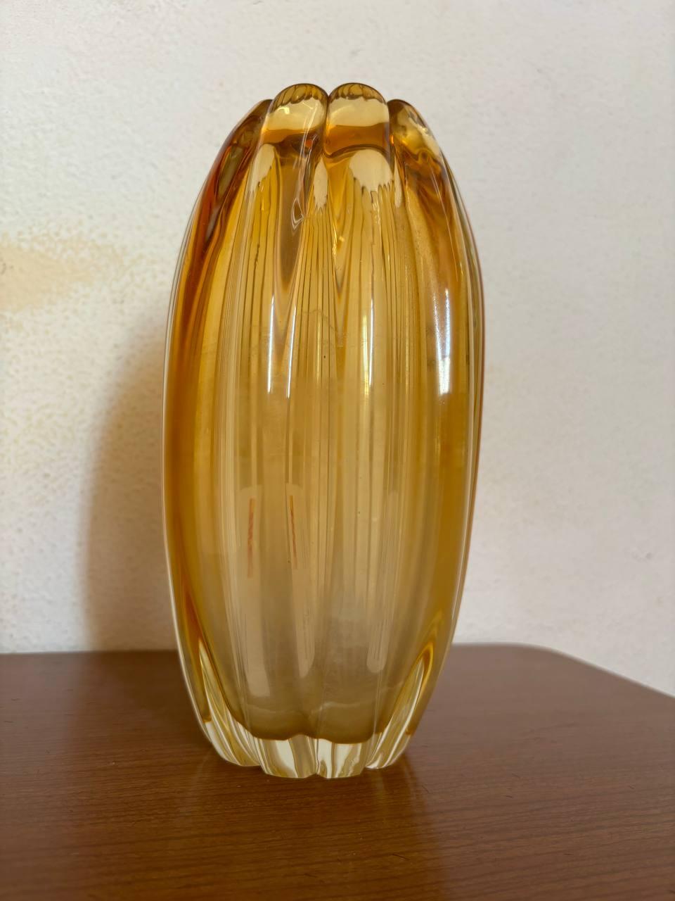 Sommerso Amber-Gold submerged vase  Flavio Poli for Seguso  1950. For Sale