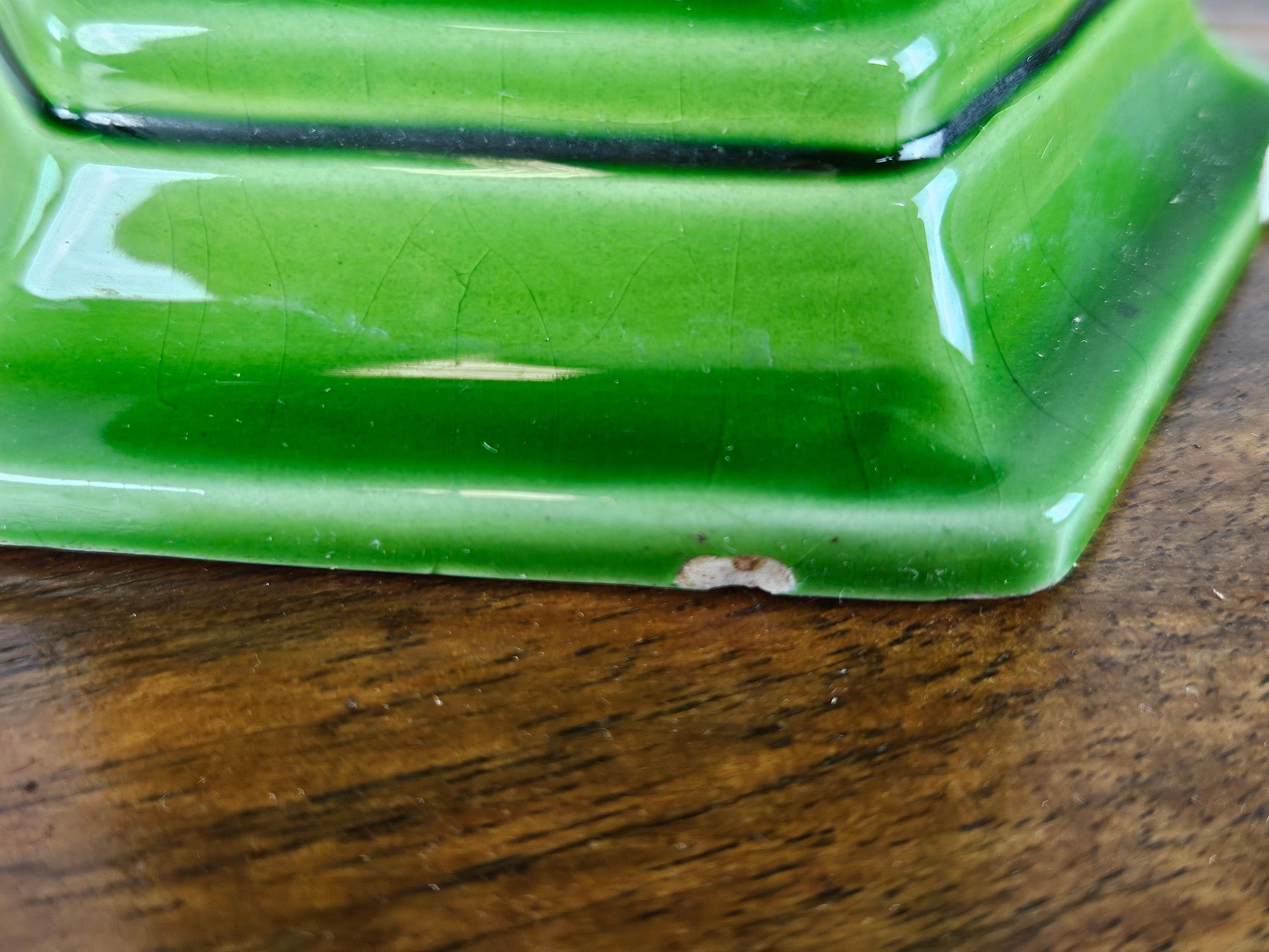 Vase vert italien en céramique de Bassano en vente 6