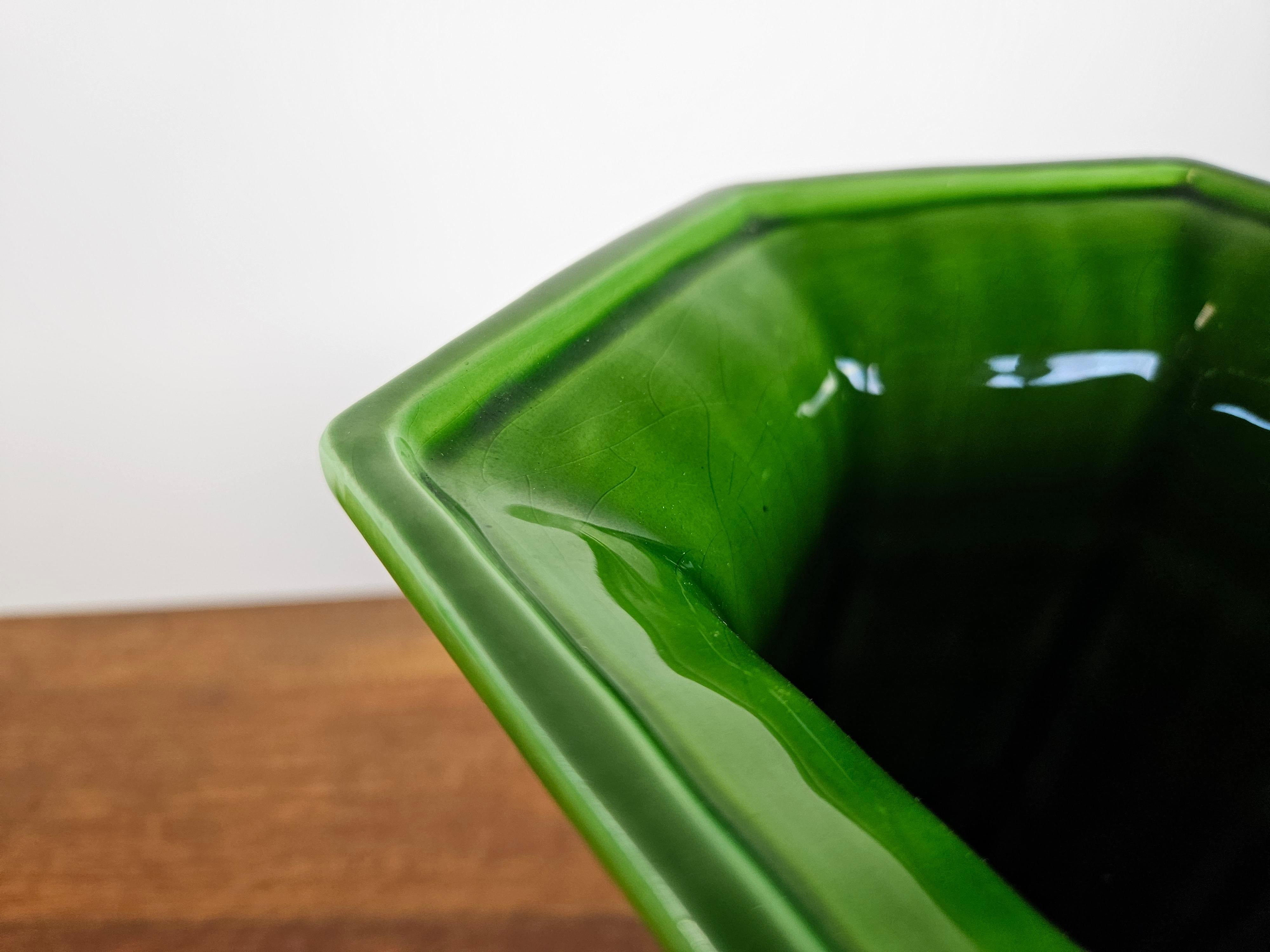Vase vert italien en céramique de Bassano en vente 1