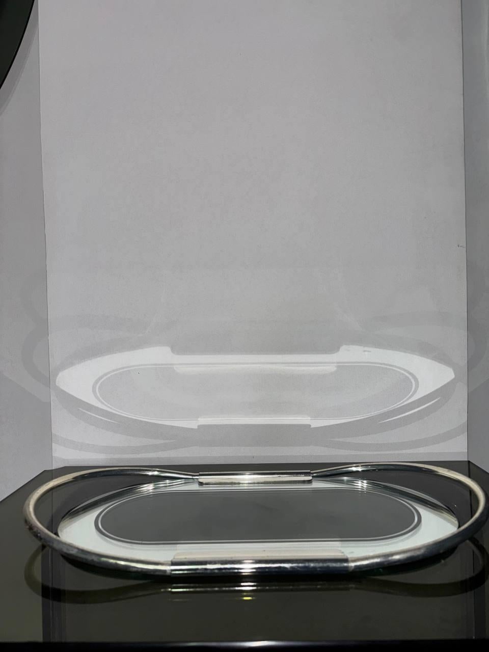Laiton Plateau Fontana Arte avec bords en miroir et laiton du milieu du siècle. en vente
