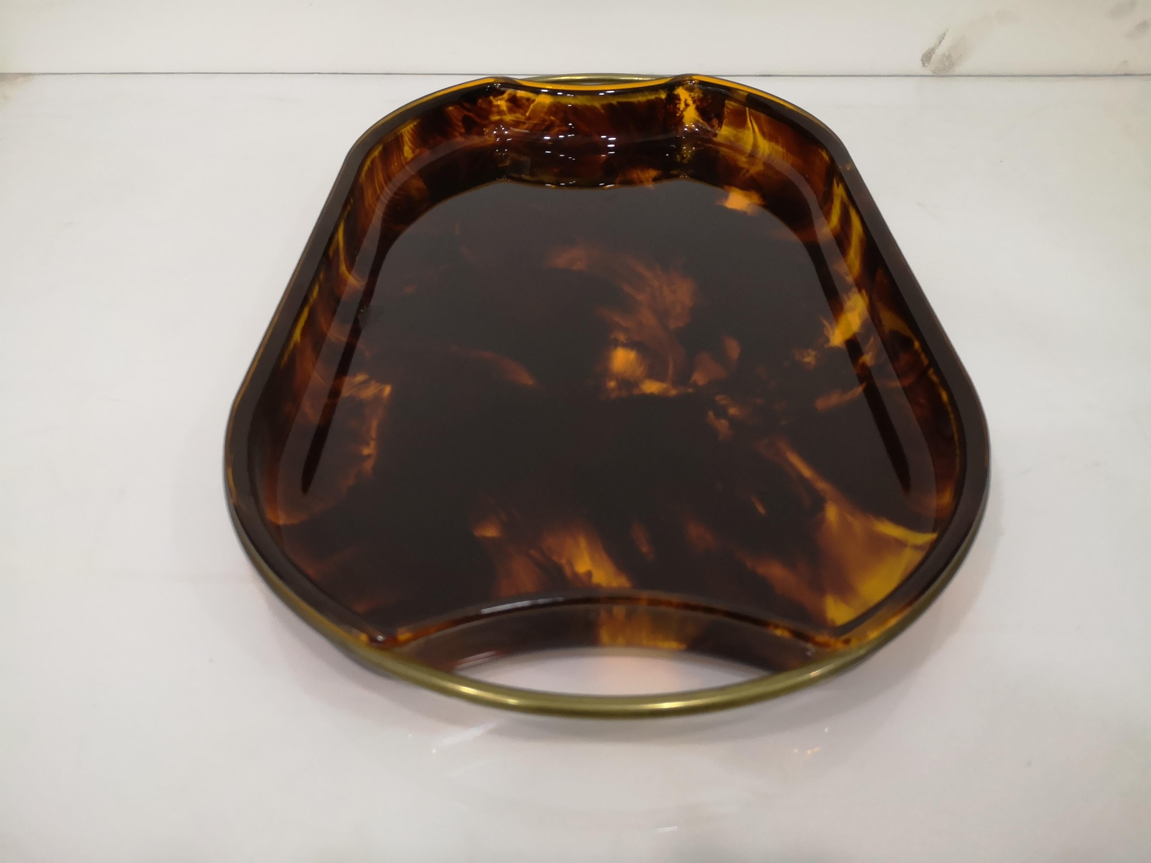 Brass Italian oval brass and tortoise effect acrylic glass tray 1970s  For Sale