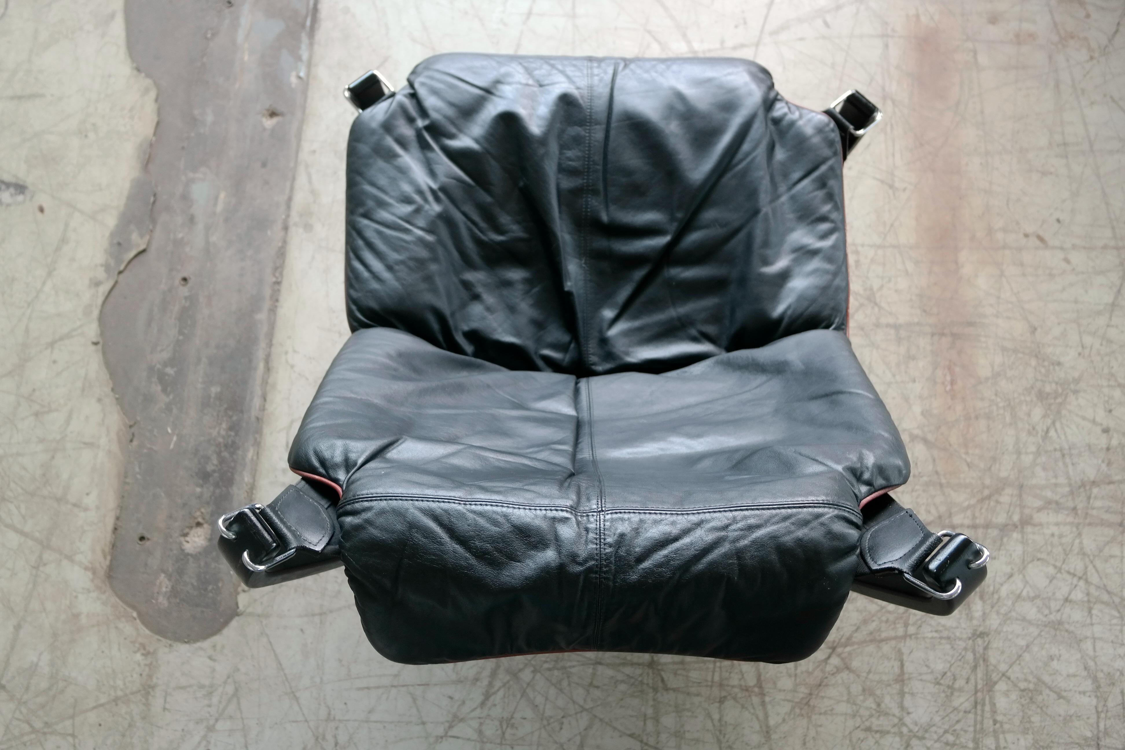 Vatne Falcon Lounge Chair with Ottoman in Black Leather and Red Piping 6