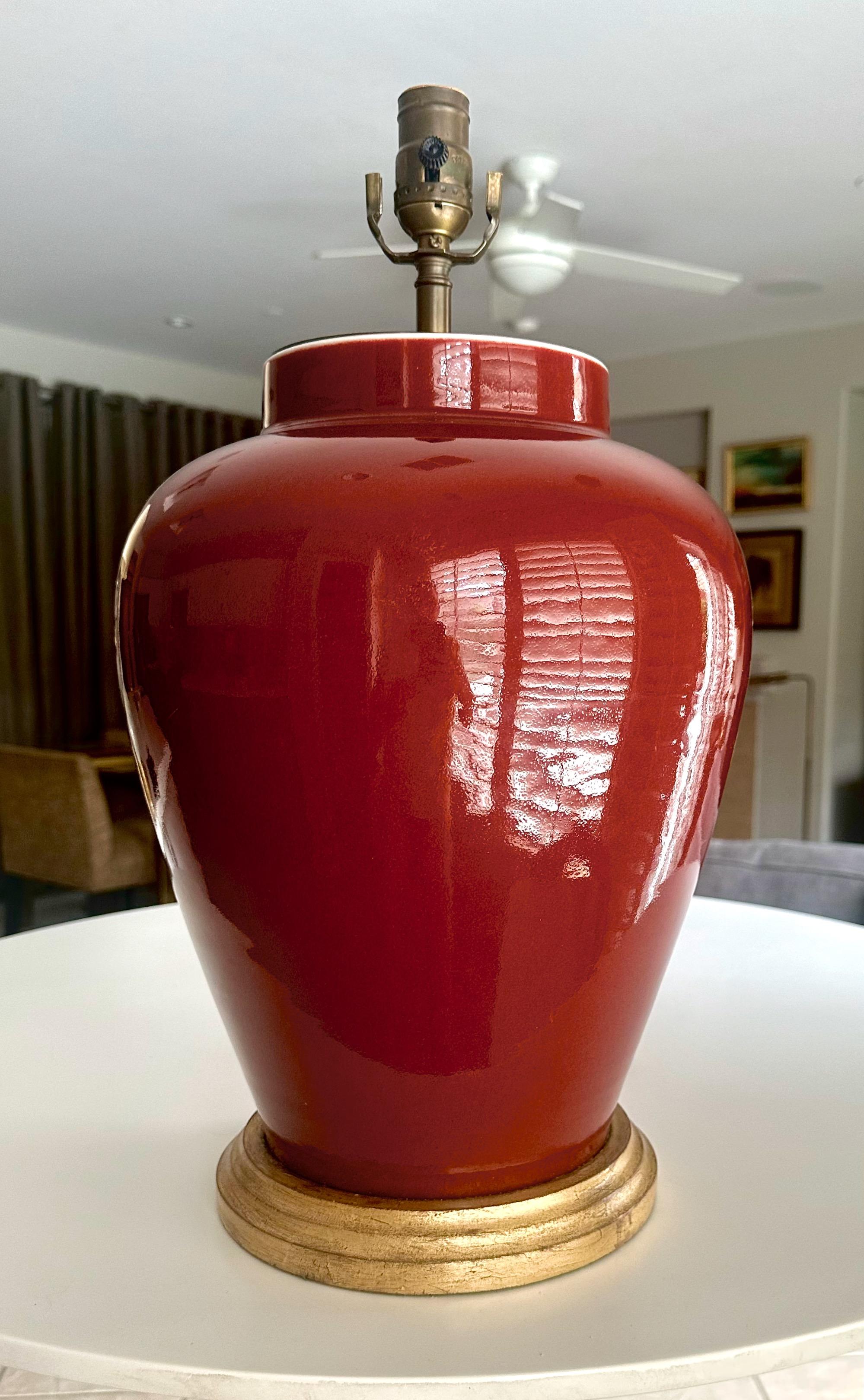 Vaughan Single Chinese Oxblood Porcelain Table Lamp For Sale 1