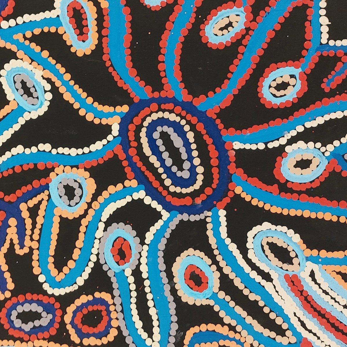 „Vaughan Springs Dreaming Pikilyi“, Aborigine-Gemälde der Aborigines von Faye Nangala Hudson (Stammeskunst) im Angebot