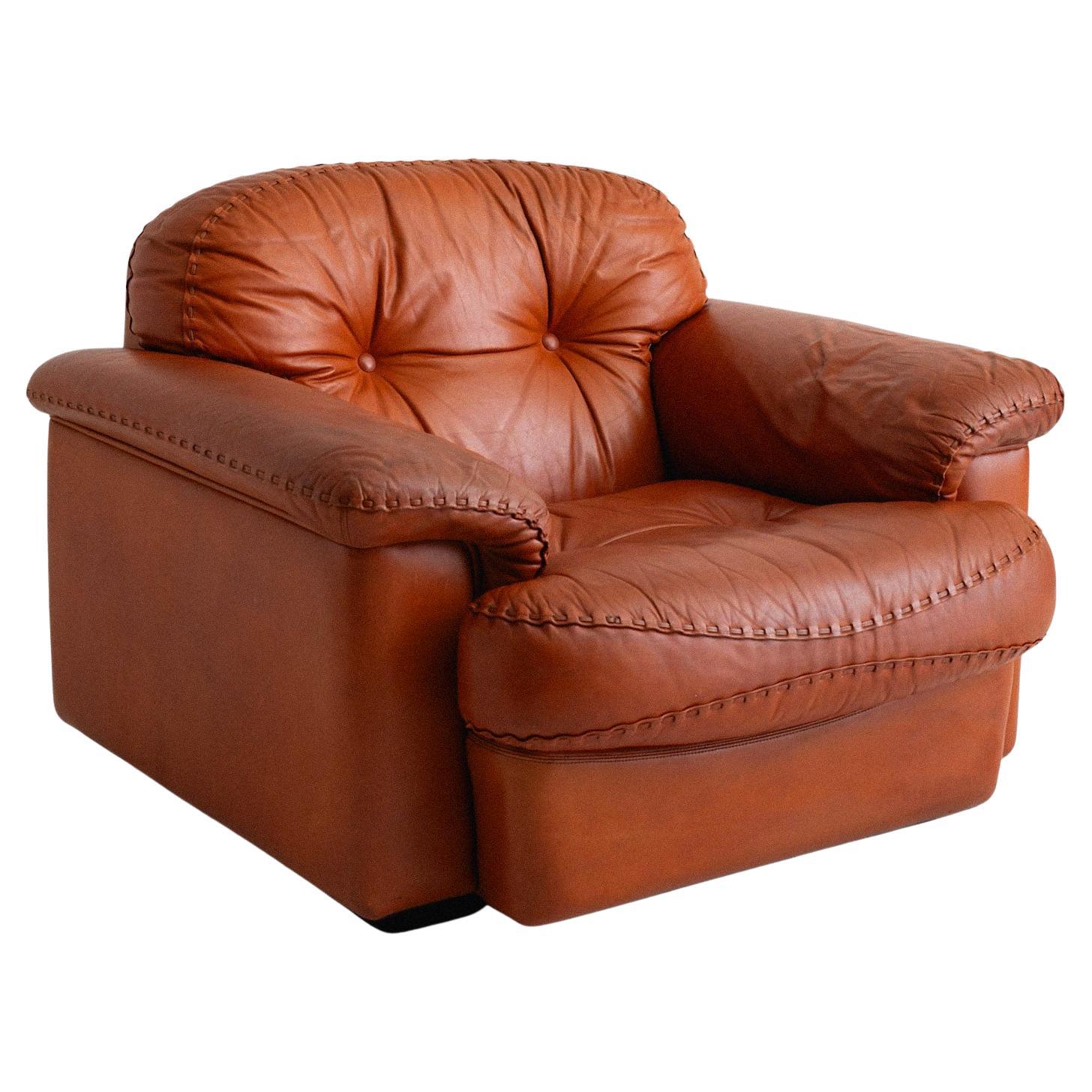 Vavassori "Original Arizona" Lounge Chair in Cognac Leather For Sale