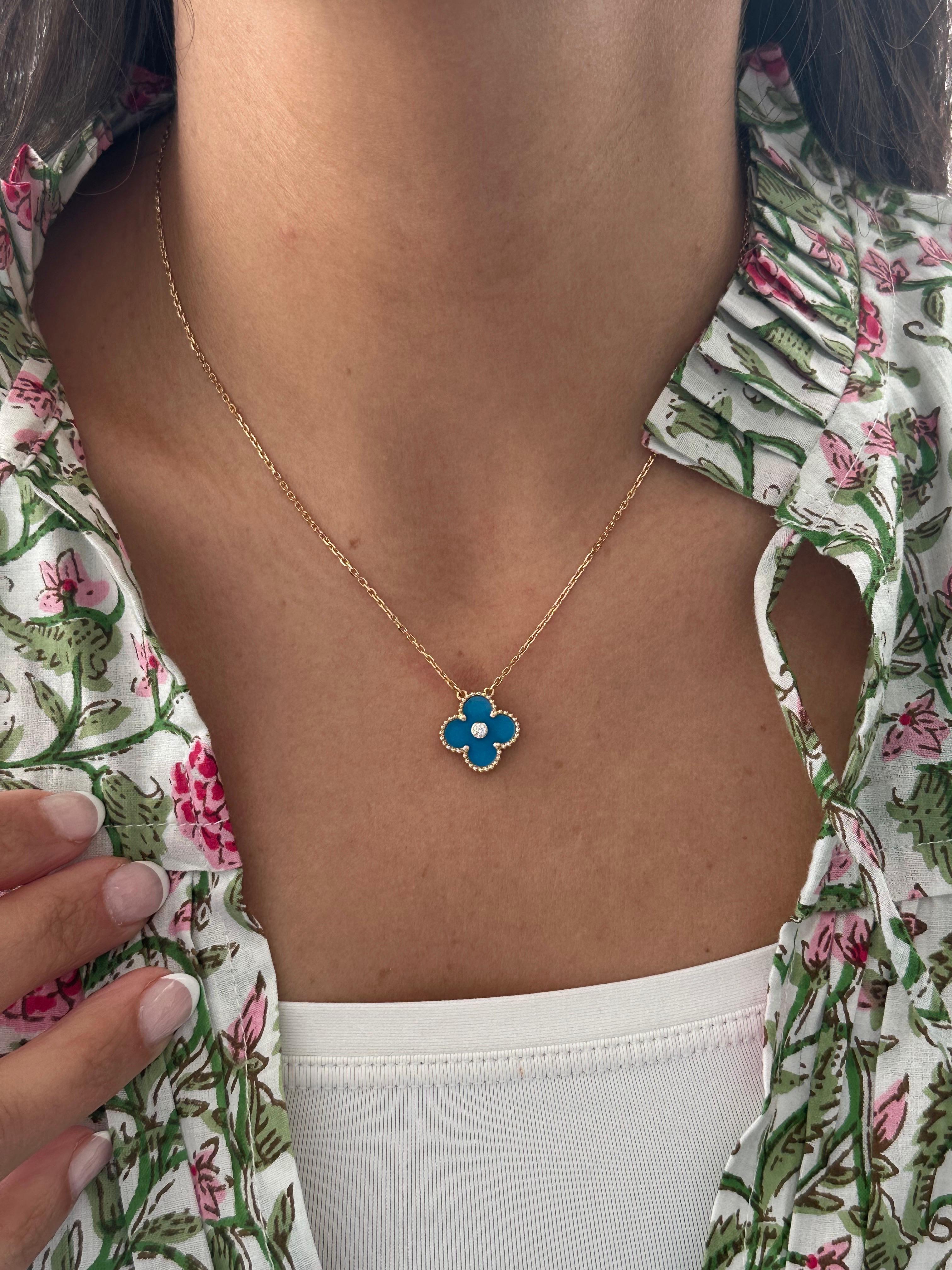 Round Cut VCA - Blue Porcelaine & Diamond 2019 Limited Edition Holiday Alhambra Pendant For Sale