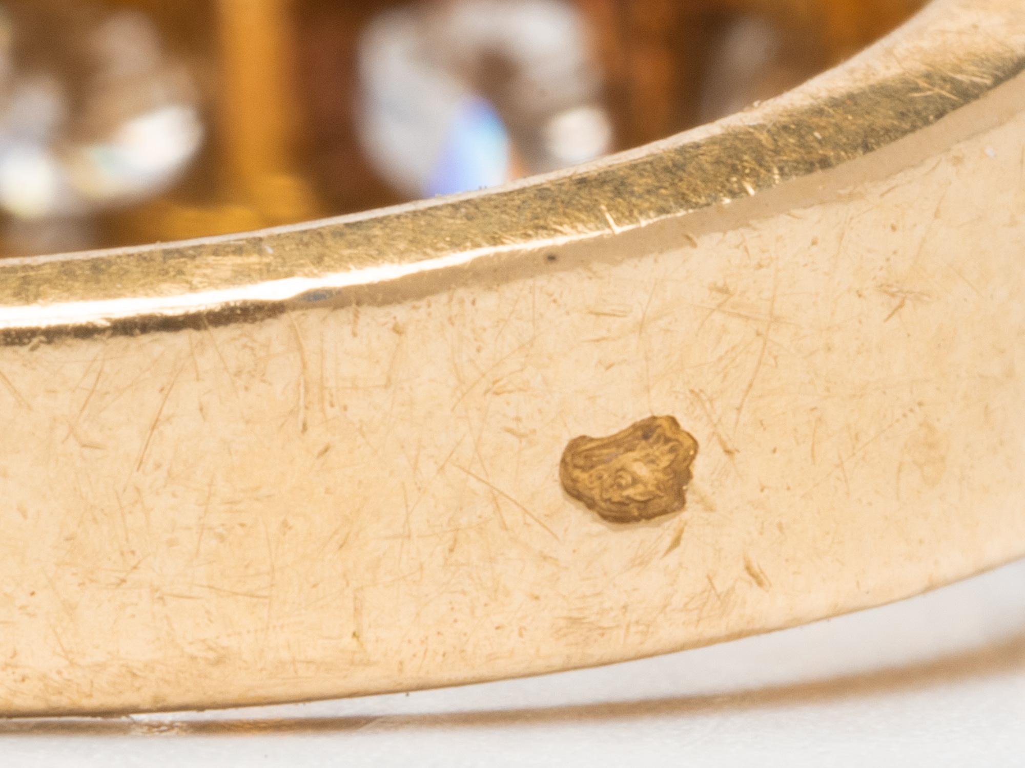 AVC  Anillo de diamantes Four Row en venta 1