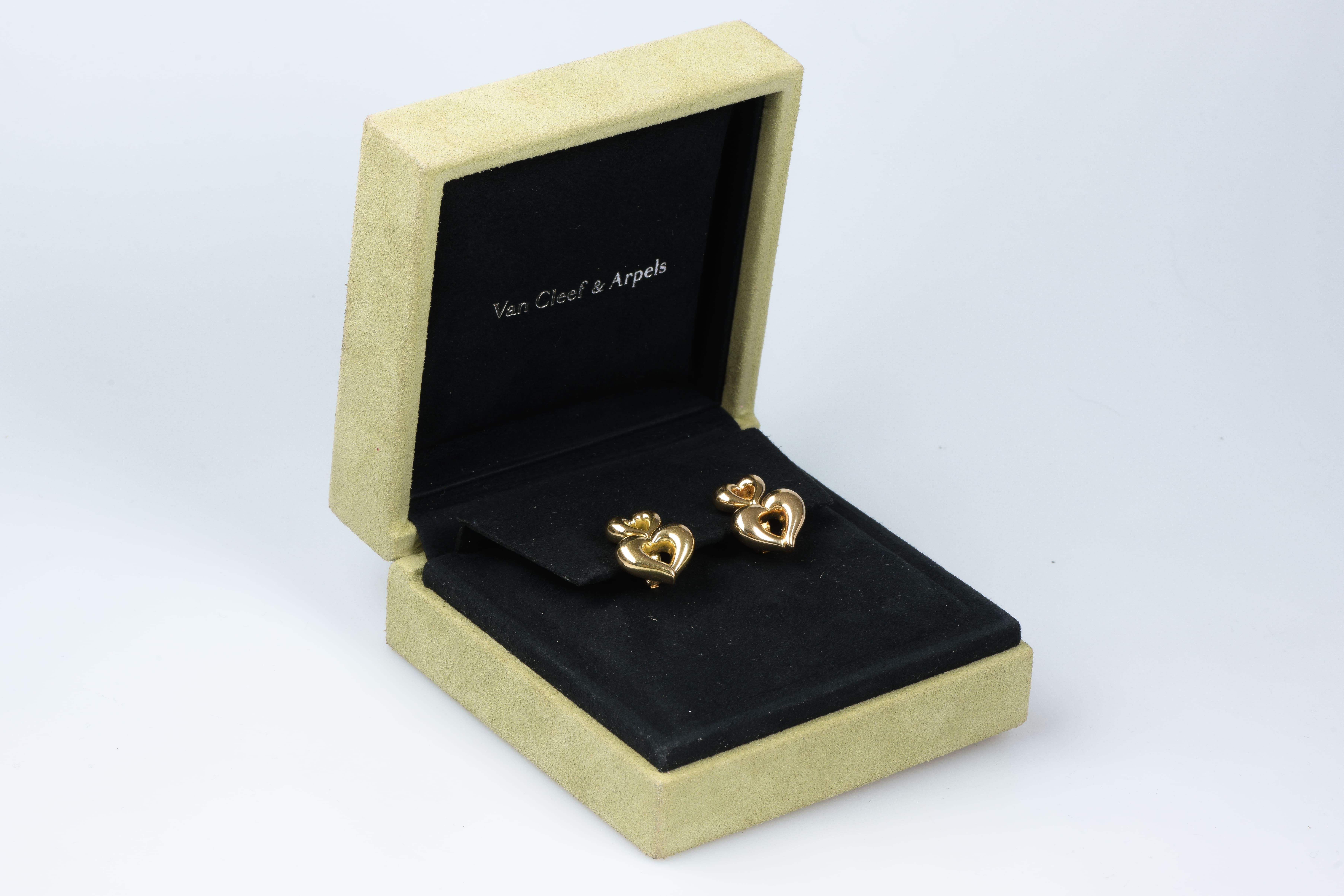 VCA Heart Shaped Earrings in 18K Gold For Sale 5