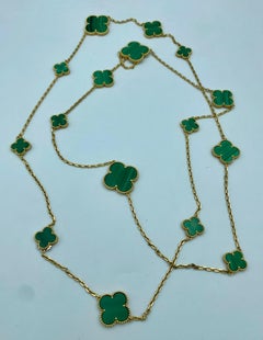 VCA malechite Alhambra 16 motif pendant