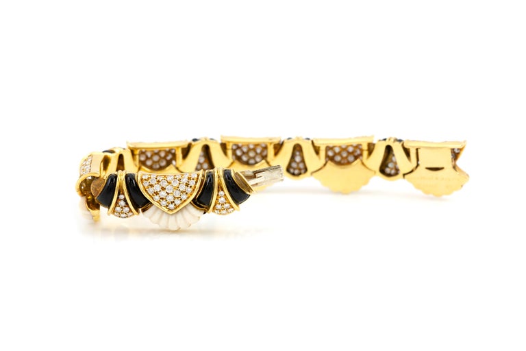 VCA Necklace and Bracelet with Diamond Coral and Onyx For Sale at 1stDibs
