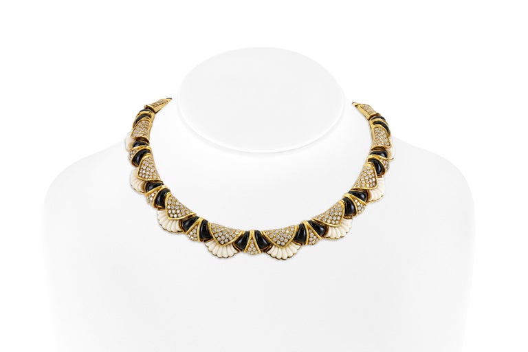 VCA Necklace and Bracelet with Diamond Coral and Onyx For Sale at 1stDibs