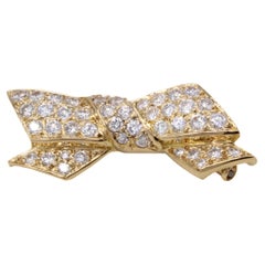 VCA Paris Diamond 18 Karat Gold Bow Brooch