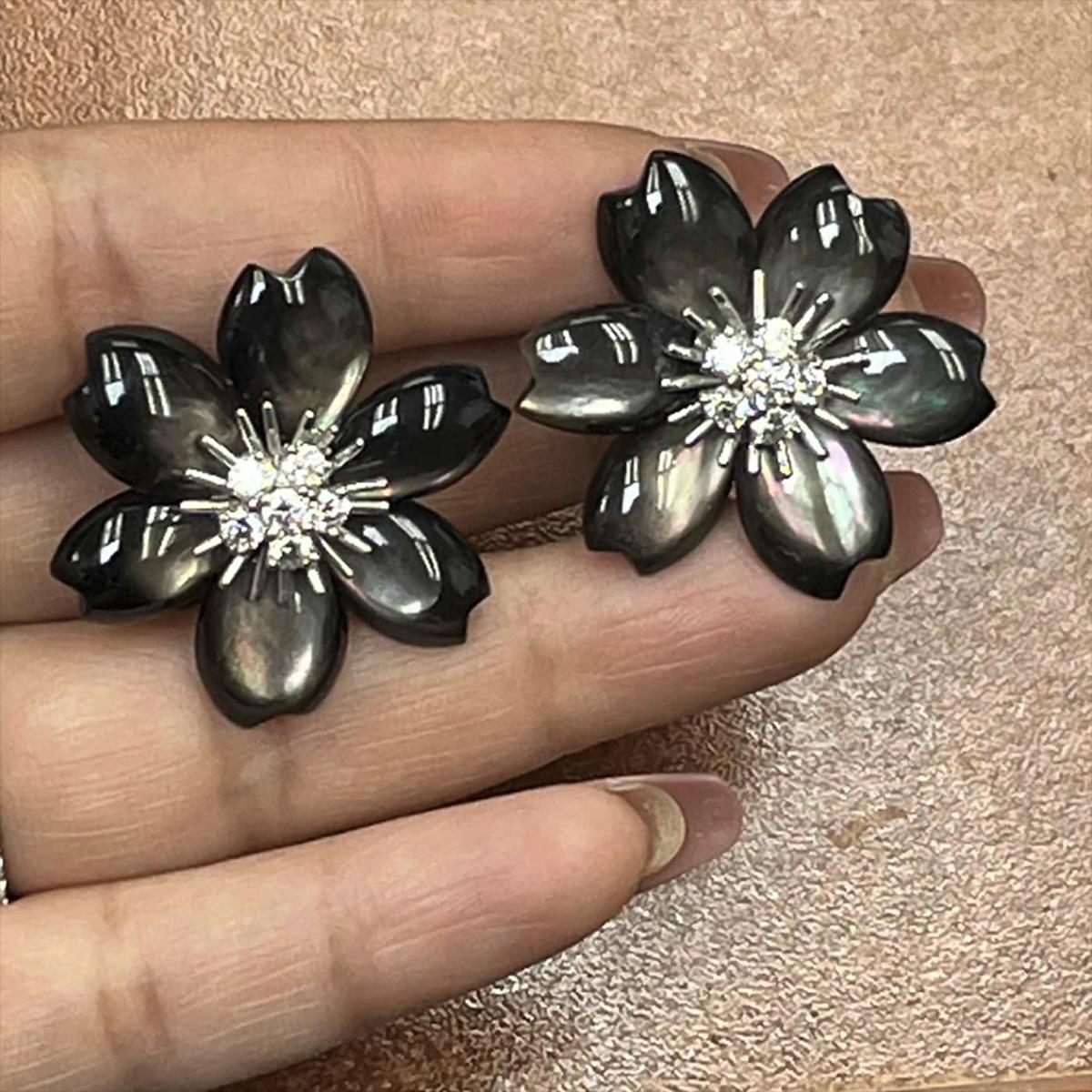 da uomo o donna Orecchini VCA Rose de Noel in vendita