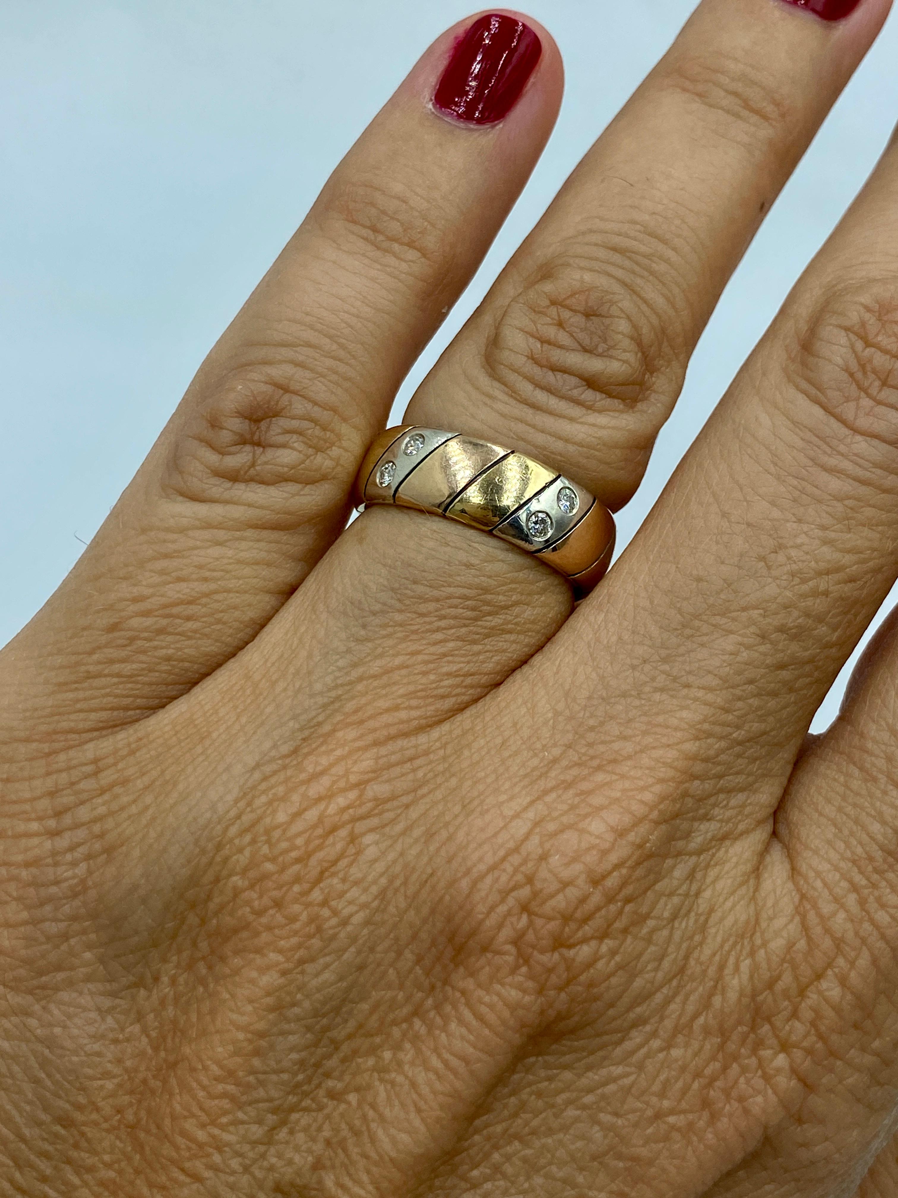 Contemporary VCA silver, yellow and rose gold engagement ring with diamonds For Sale