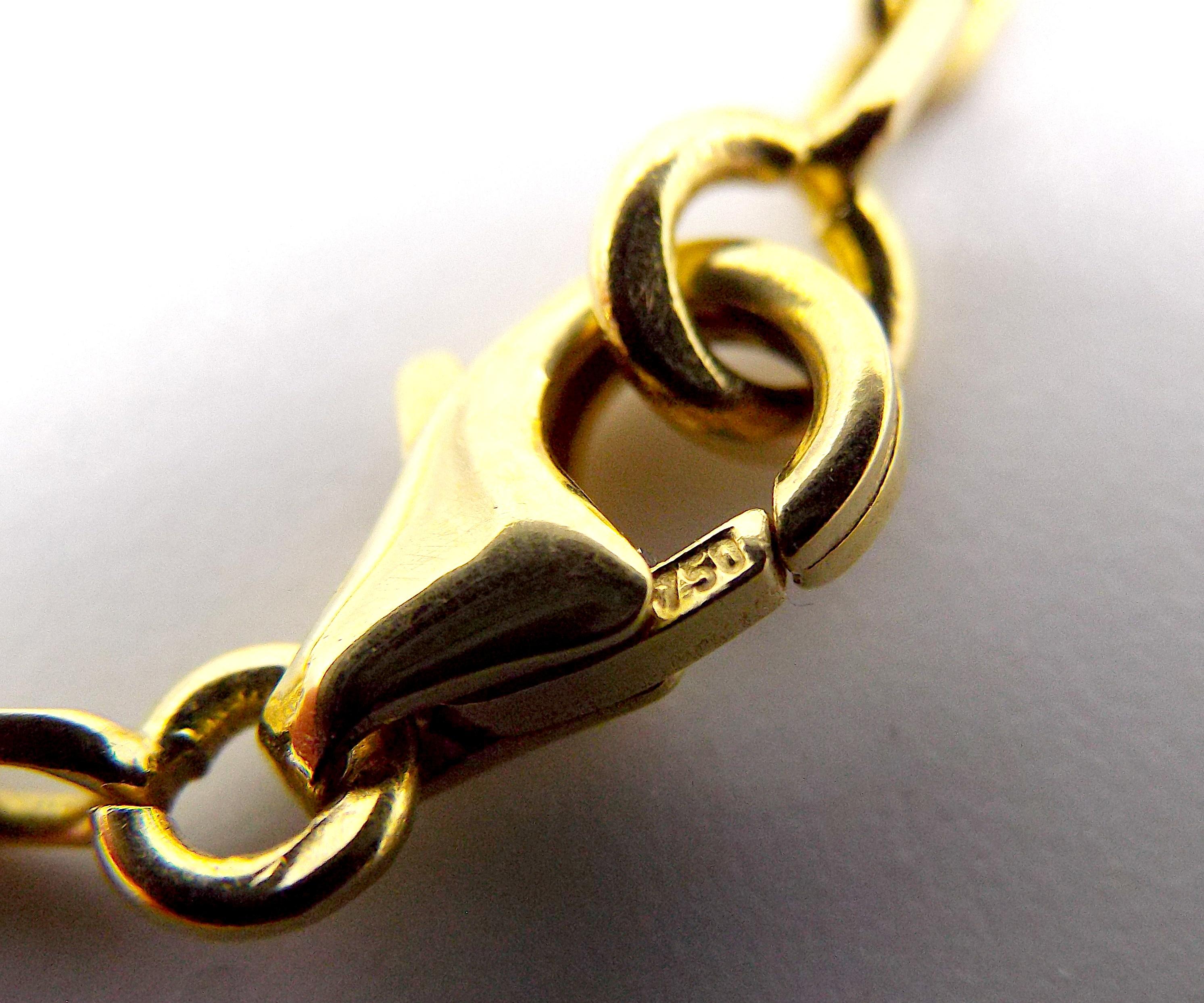 vca 20 motif necklace