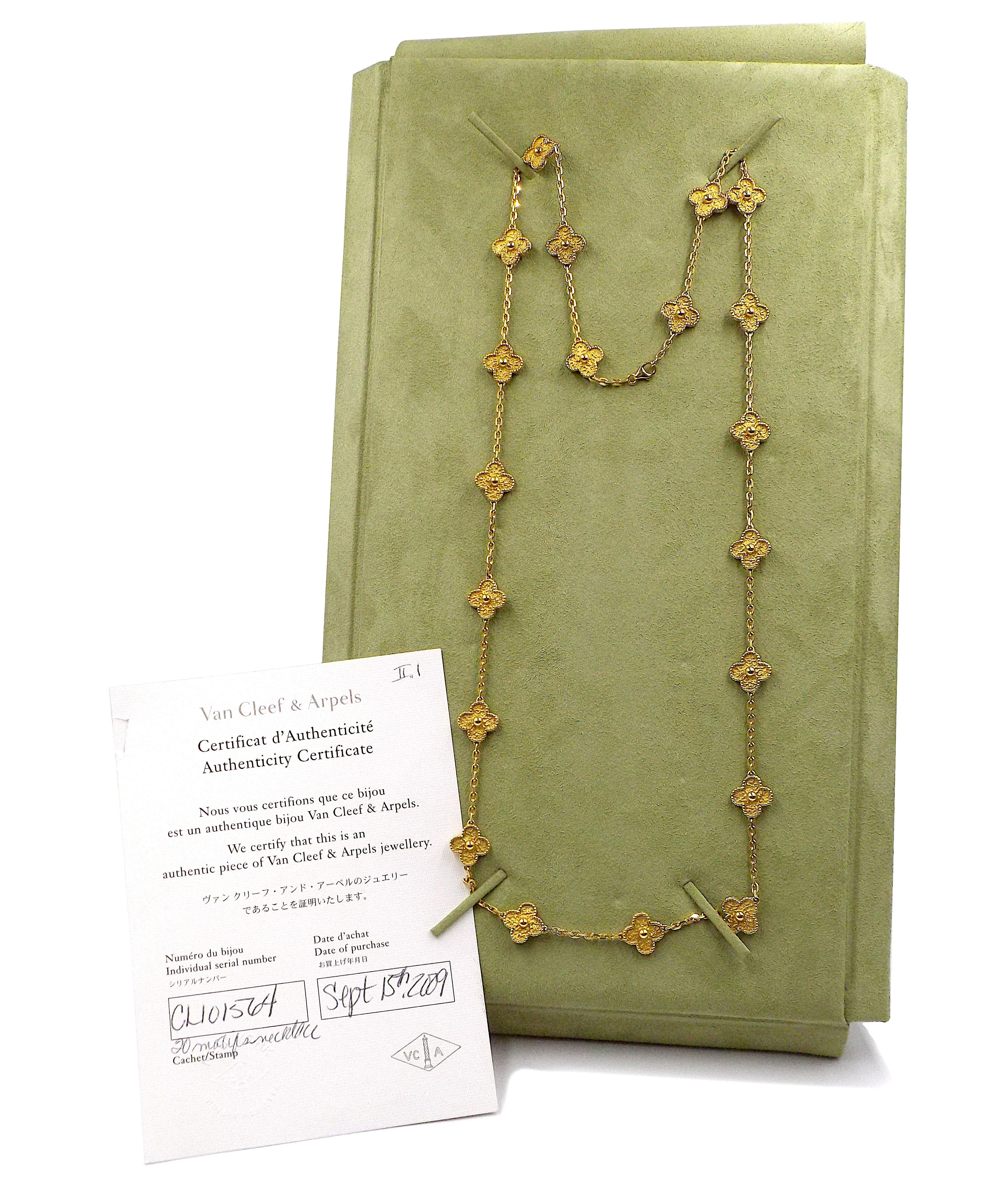 VCA Van Cleef 18K Yellow Gold Vintage Alhambra Necklace 20 Motifs Pouch Papers In Good Condition For Sale In New York, NY