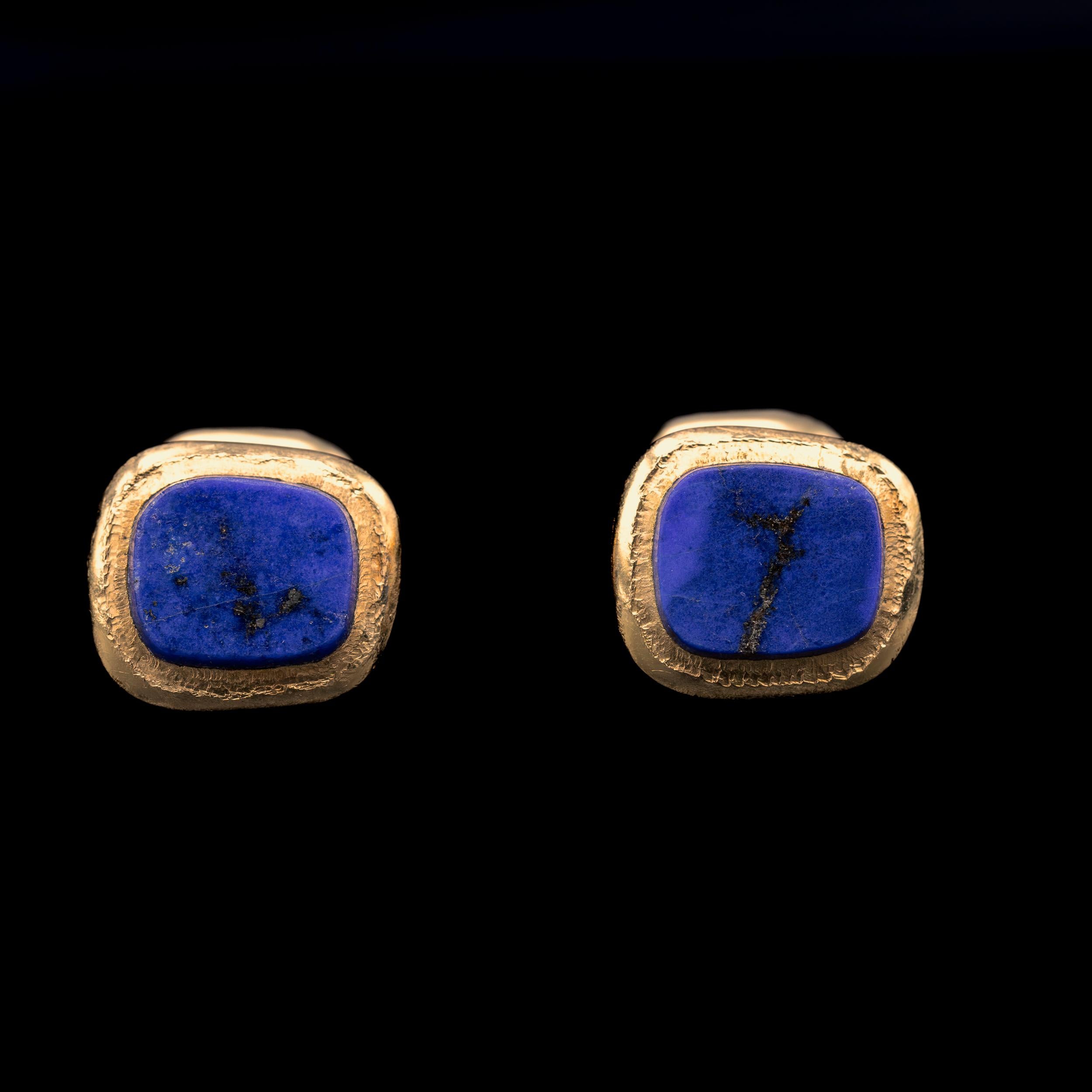 Women's or Men's VCA Van Cleef & Arpels Georges Lenfant Lapis Lazuli Yellow Gold Cufflinks 1960s For Sale