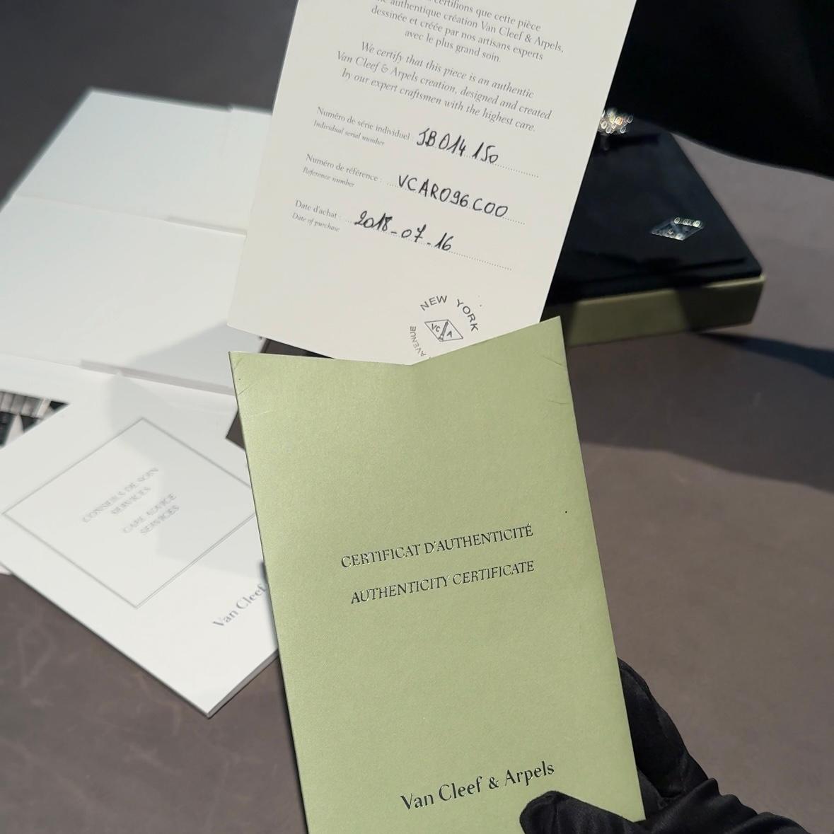 VCA Van Cleef & Arpels Lotus Diamond Earrings White Gold New York Box Papers For Sale 6