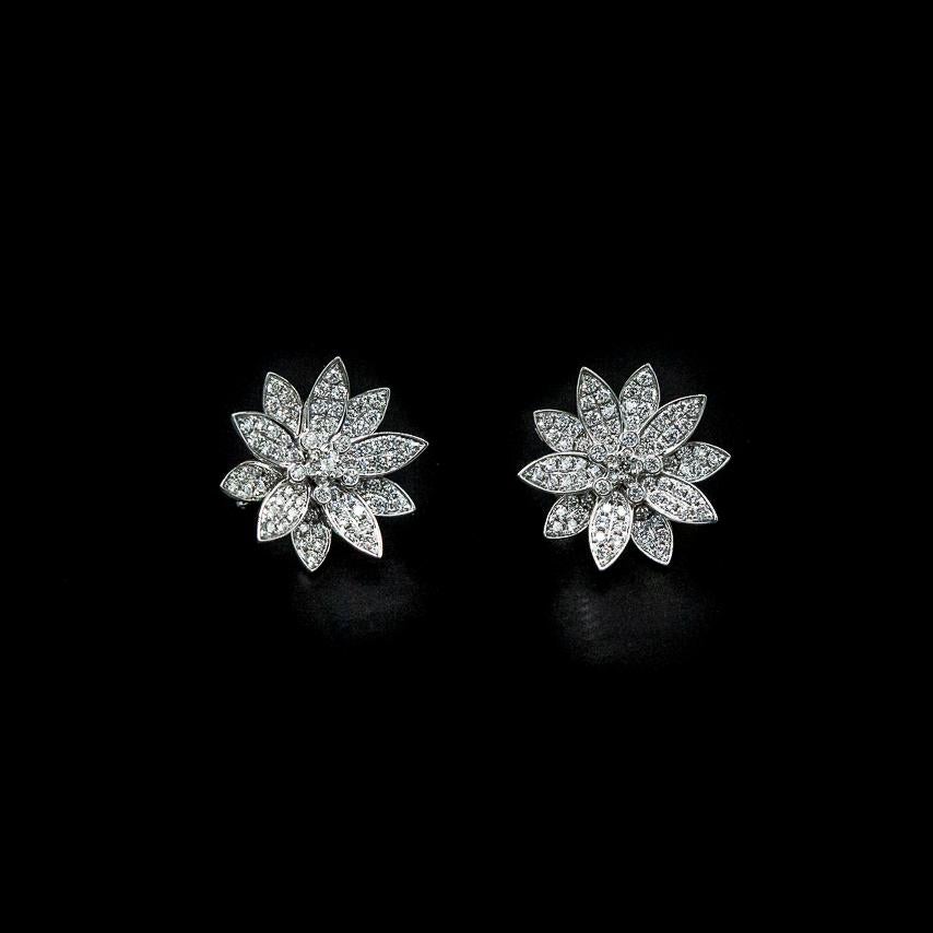 Round Cut VCA Van Cleef & Arpels Lotus Diamond Earrings White Gold New York Box Papers For Sale