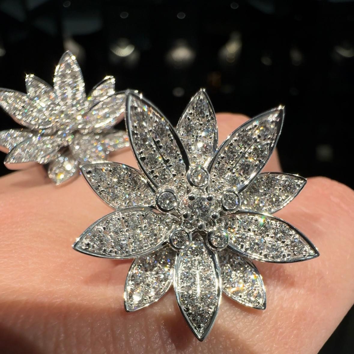 VCA Van Cleef & Arpels Lotus Diamond Earrings White Gold New York Box Papers For Sale 2