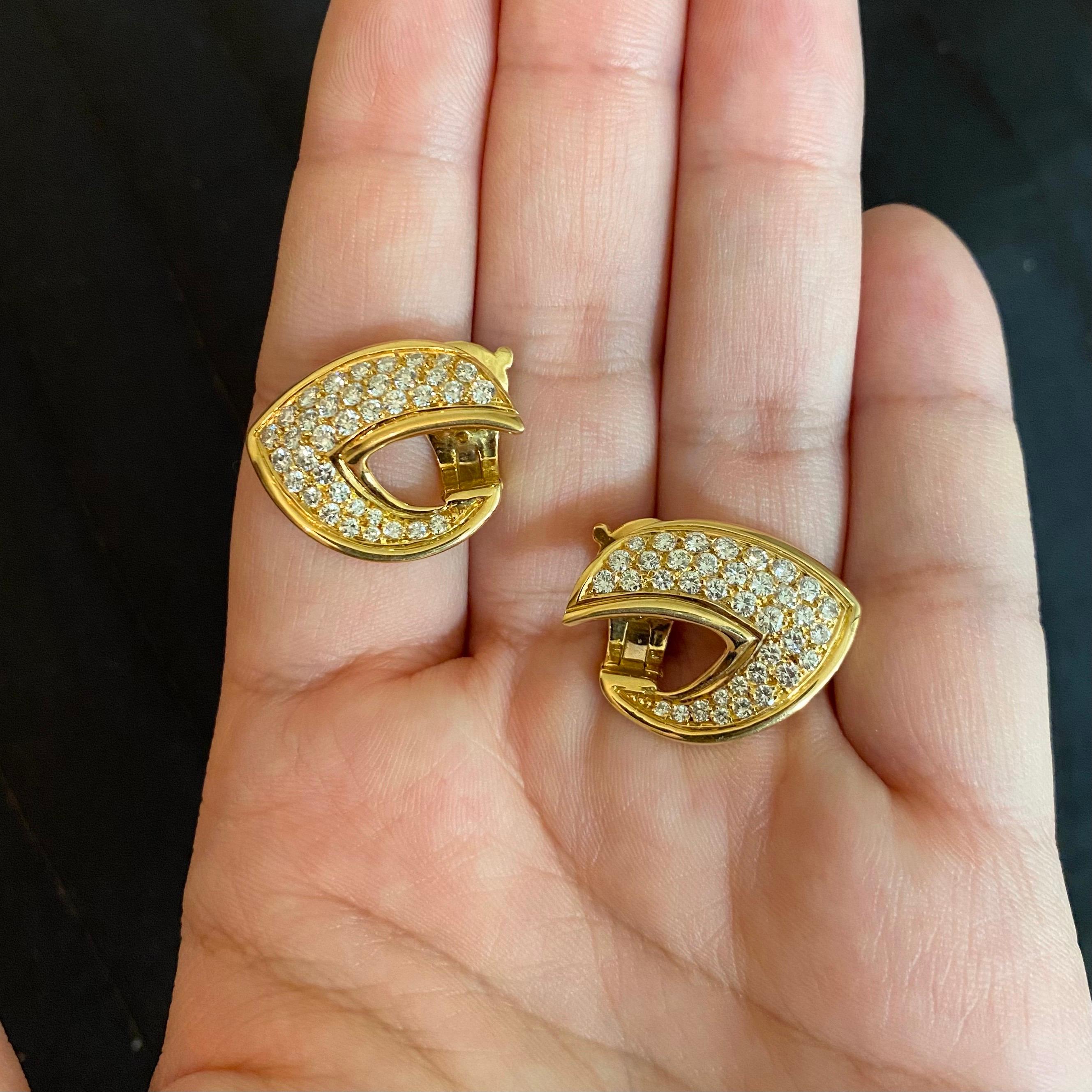 VCA Van Cleef & Arpels Vintage Diamond Leaf Earrings Yellow Gold, French, 1970s For Sale 1