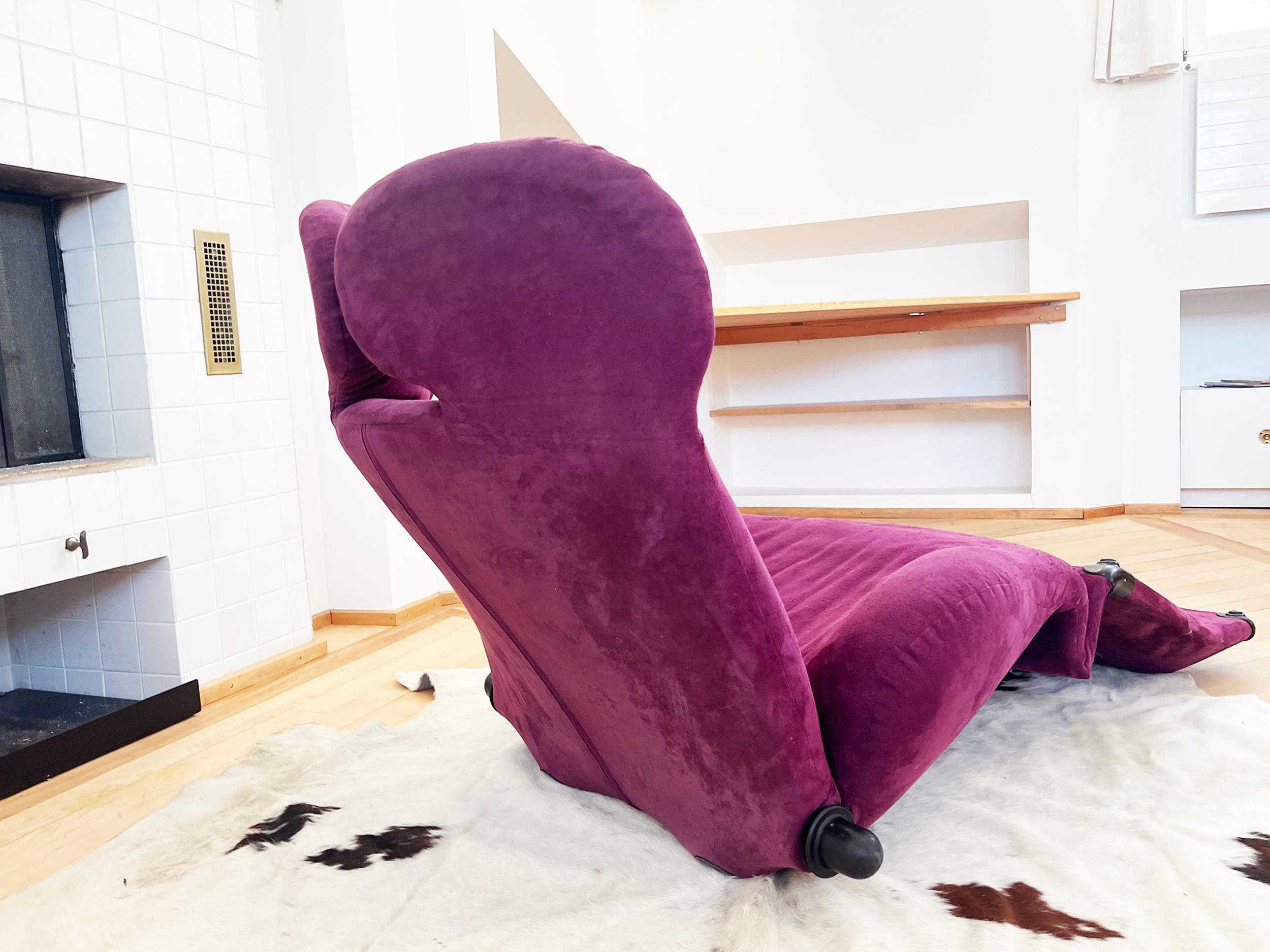 V.Cool Purple Suede Cassina 111 Wink Chaise Lounge by Toshiyuki Kita Japan Italy For Sale 3