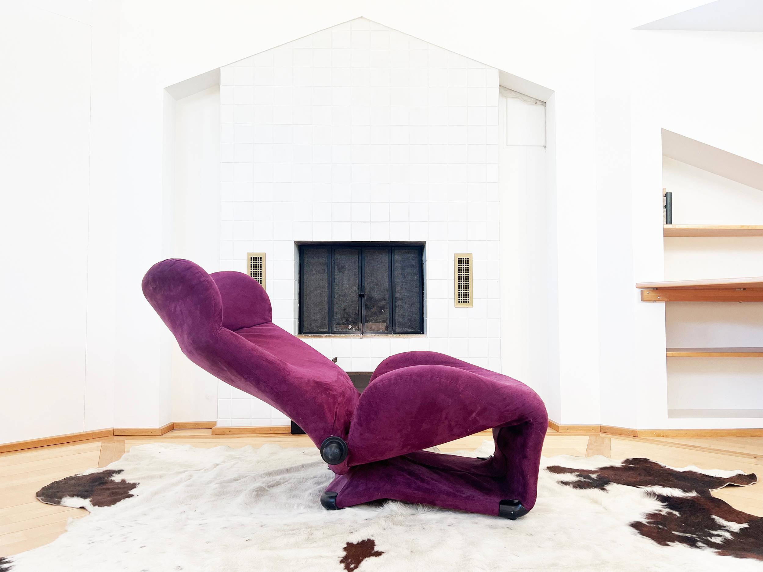Late 20th Century V.Cool Purple Suede Cassina 111 Wink Chaise Lounge by Toshiyuki Kita Japan Italy For Sale