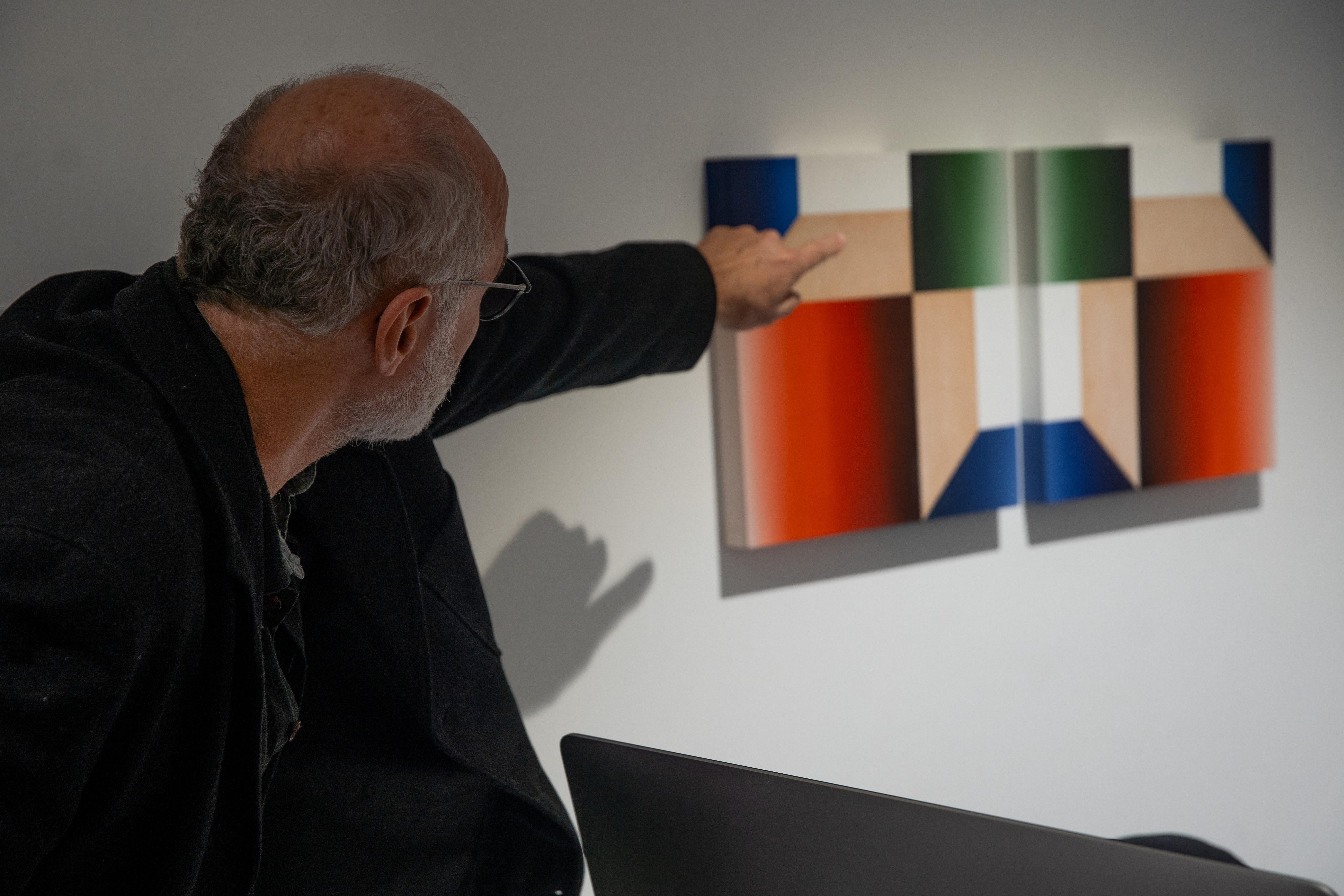 Geometric-View-SW3+SW4 - 21e siècle, peinture à l'huile, abstraction géométrique - Painting de Víctor Pérez-Porro