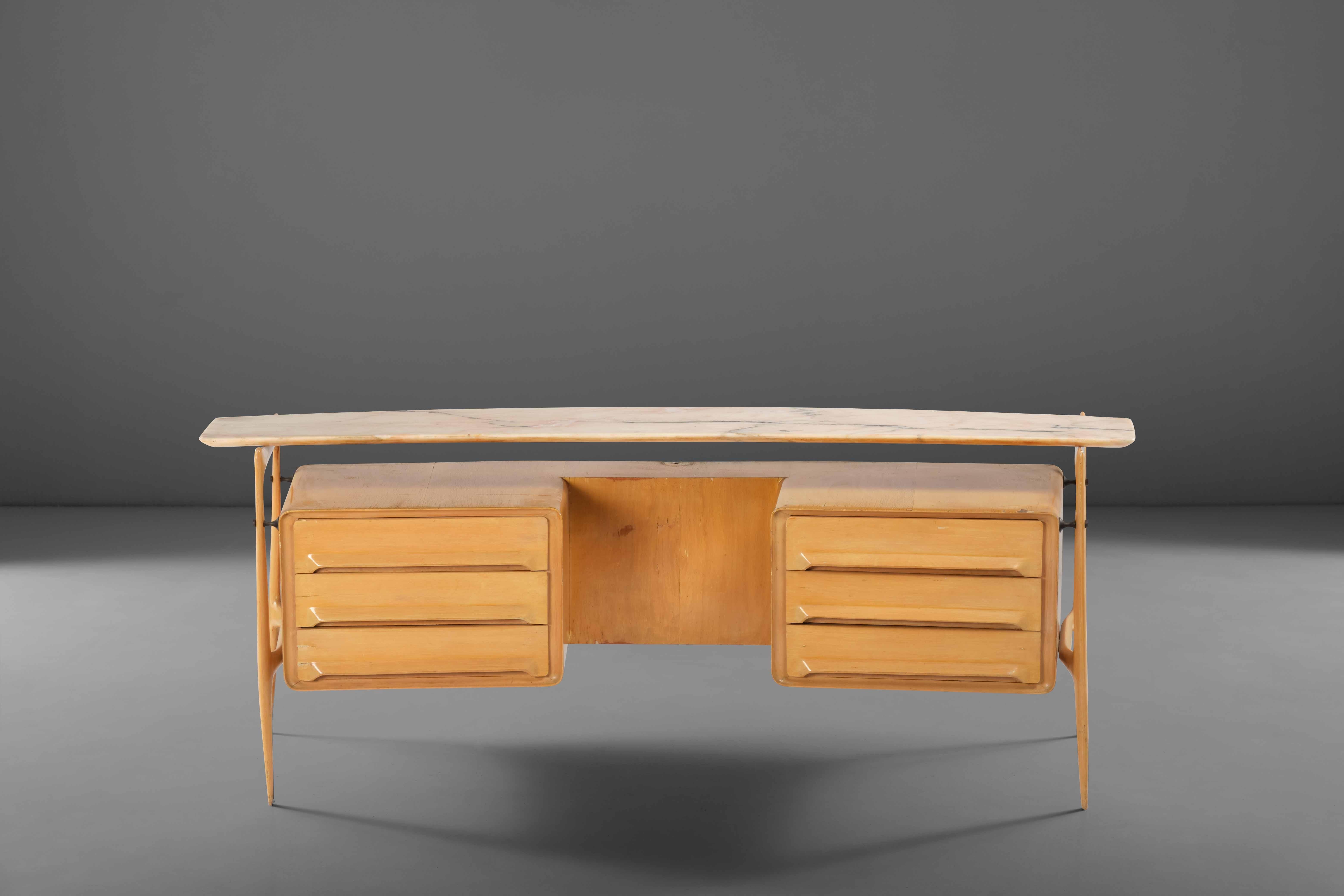 Italian V. Dassi Drawers Maple Wood and Curved Marble Mid-Century Modern, Italy, 1950s For Sale