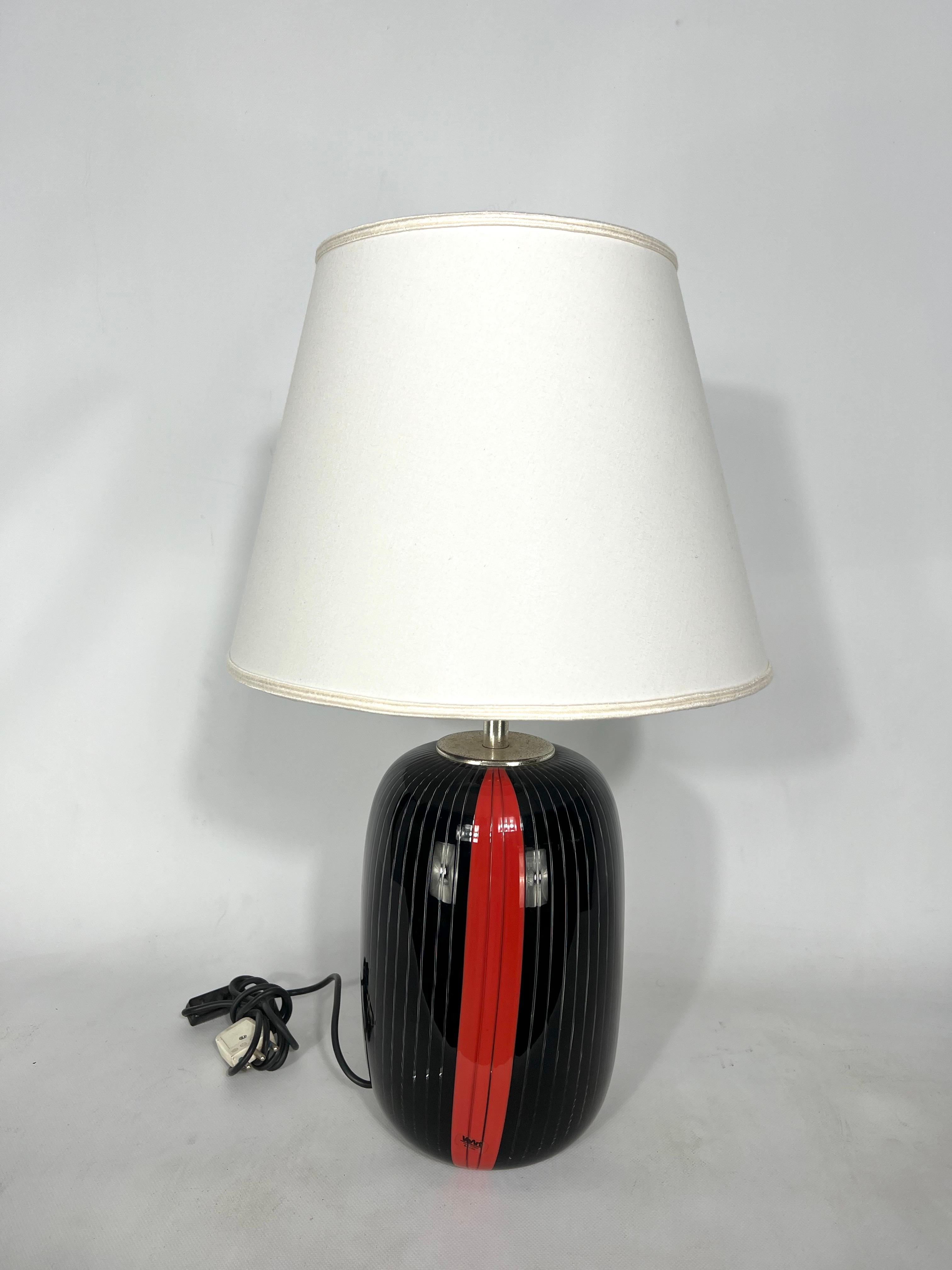 Mid-Century Modern VeArt, black and red Murano glass table lamp from 70s. Labeled For Sale