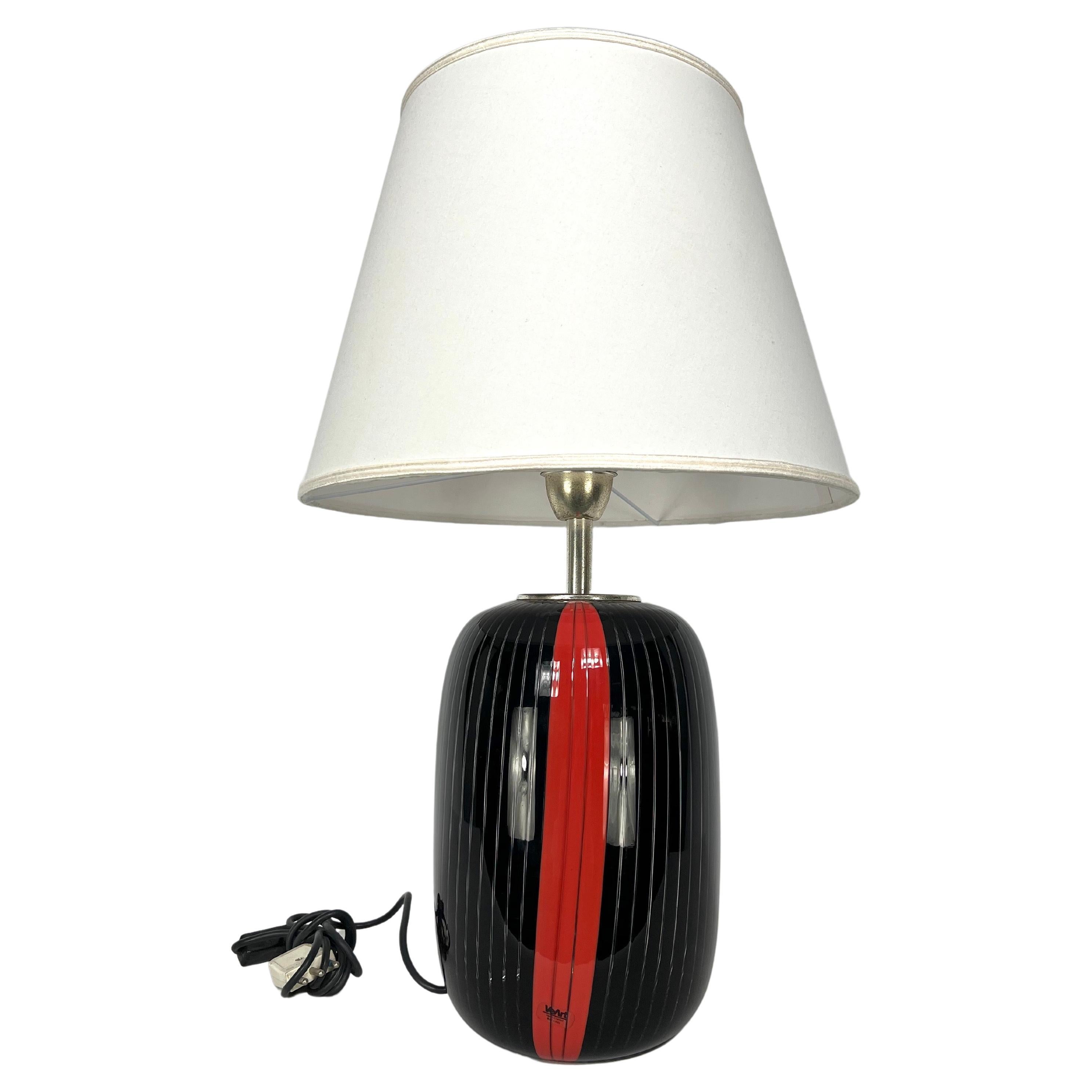 VeArt, black and red Murano glass table lamp from 70s. Labeled For Sale