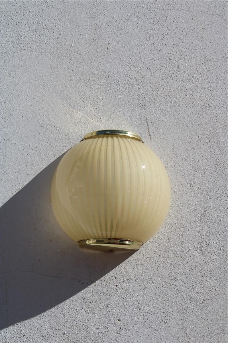 Italian Veart Round Wall Light Gold Murano glass Brass parts 1970s Italy For Sale