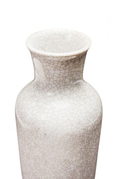 VEB Lichte Vaso tedesco di metà secolo in ceramica smaltata bianca e crepata