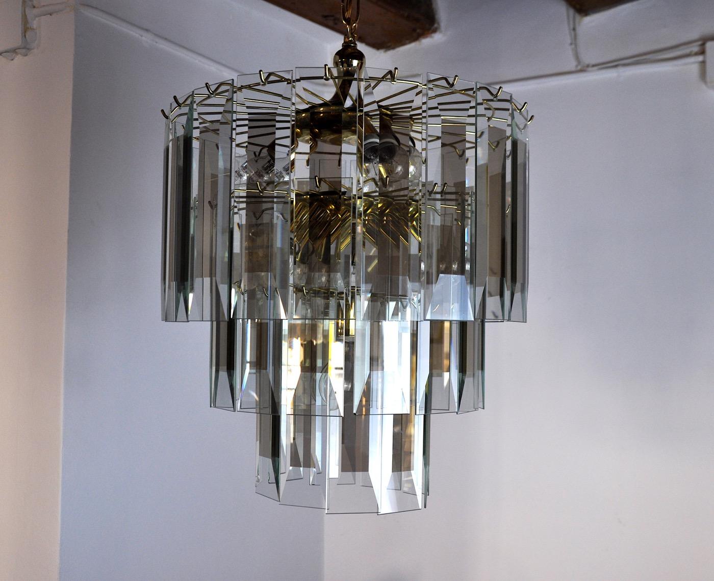 Hollywood Regency Veca chandelier, 3 levels, Italy, 1970s For Sale