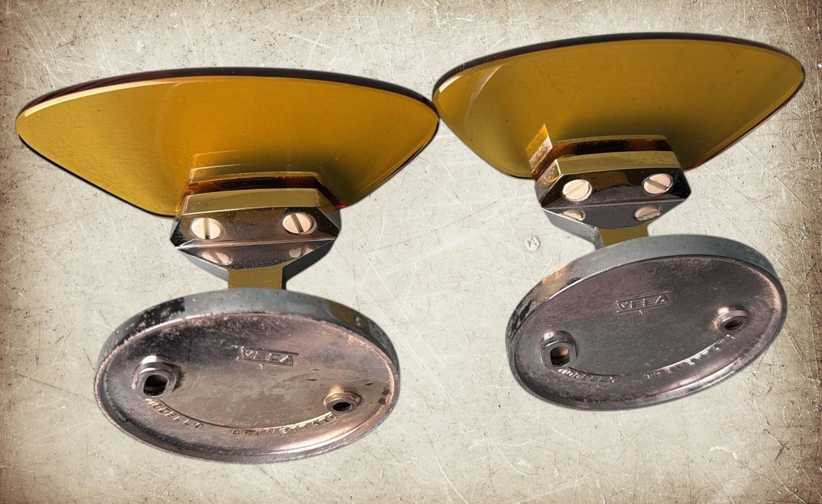 Veca Para Fontana Arte Pareja De Ganchos De Pared Italianos De Acero Y Cristal en venta 1