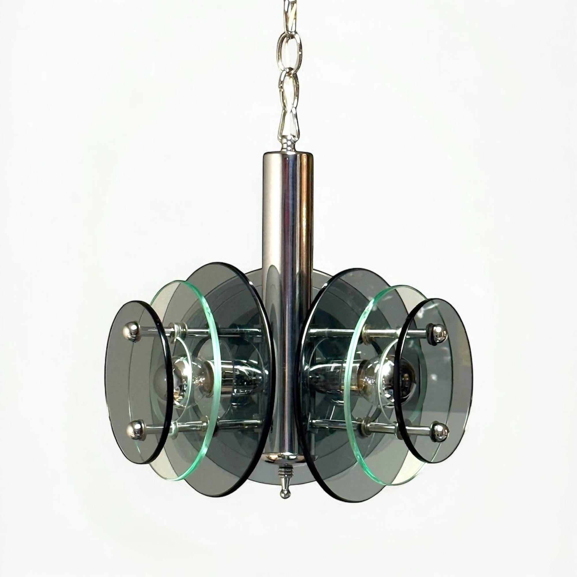 Lampada a sospensione Veca anni '70 - Design Space AGE in metallo cromato e vetro fumé in vendita 3