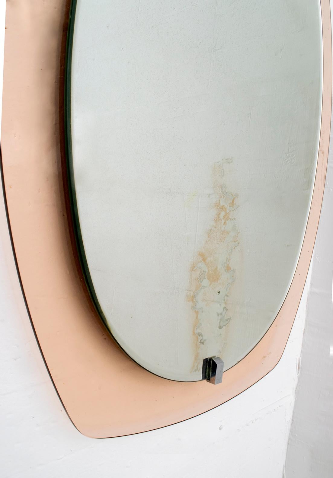Veca Mid-Century Modern Italian Wall Mirror with Frame, 1960s In Good Condition In Puglia, Puglia