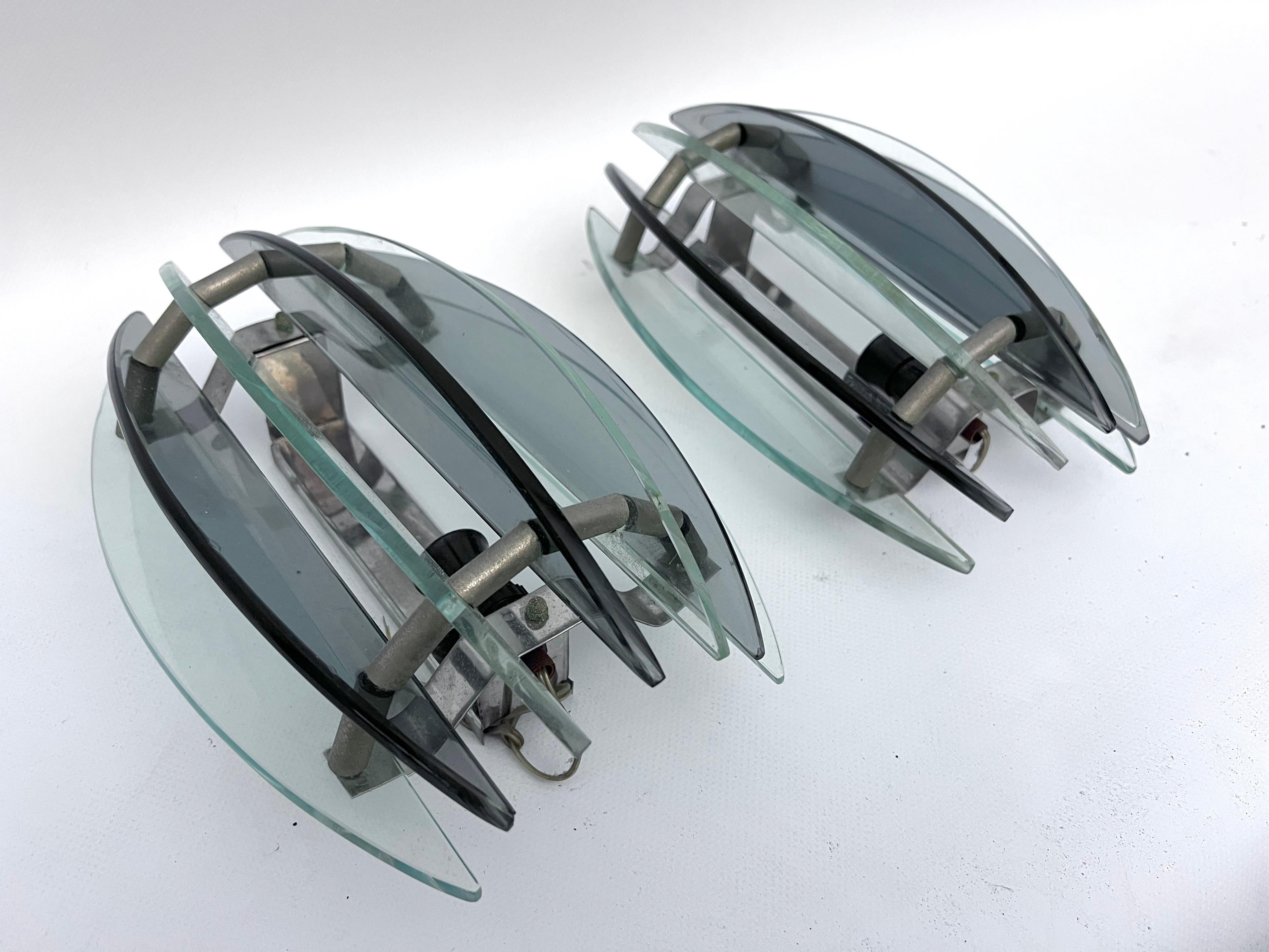 20th Century Veca, pair of Italian glass sconces from 60s For Sale