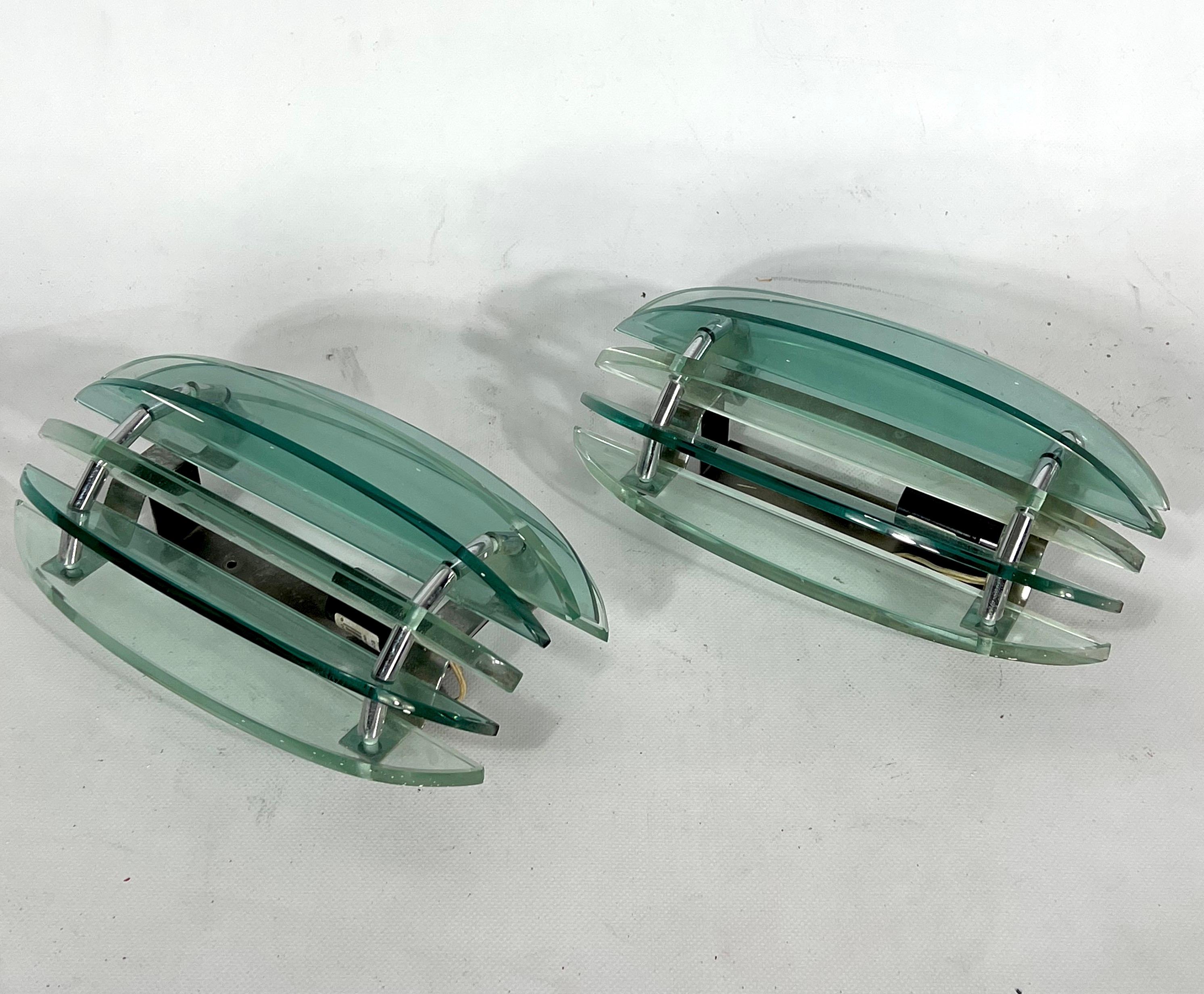 Veca, Pair of Vintage Italian Signed Clear Glass Sconces from 60s 4