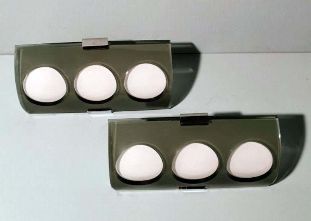 Metallo Coppia di applique in stile Veca con doppia lastra di vetro in due colori