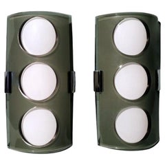 Coppia di applique in stile Veca con doppia lastra di vetro in due colori