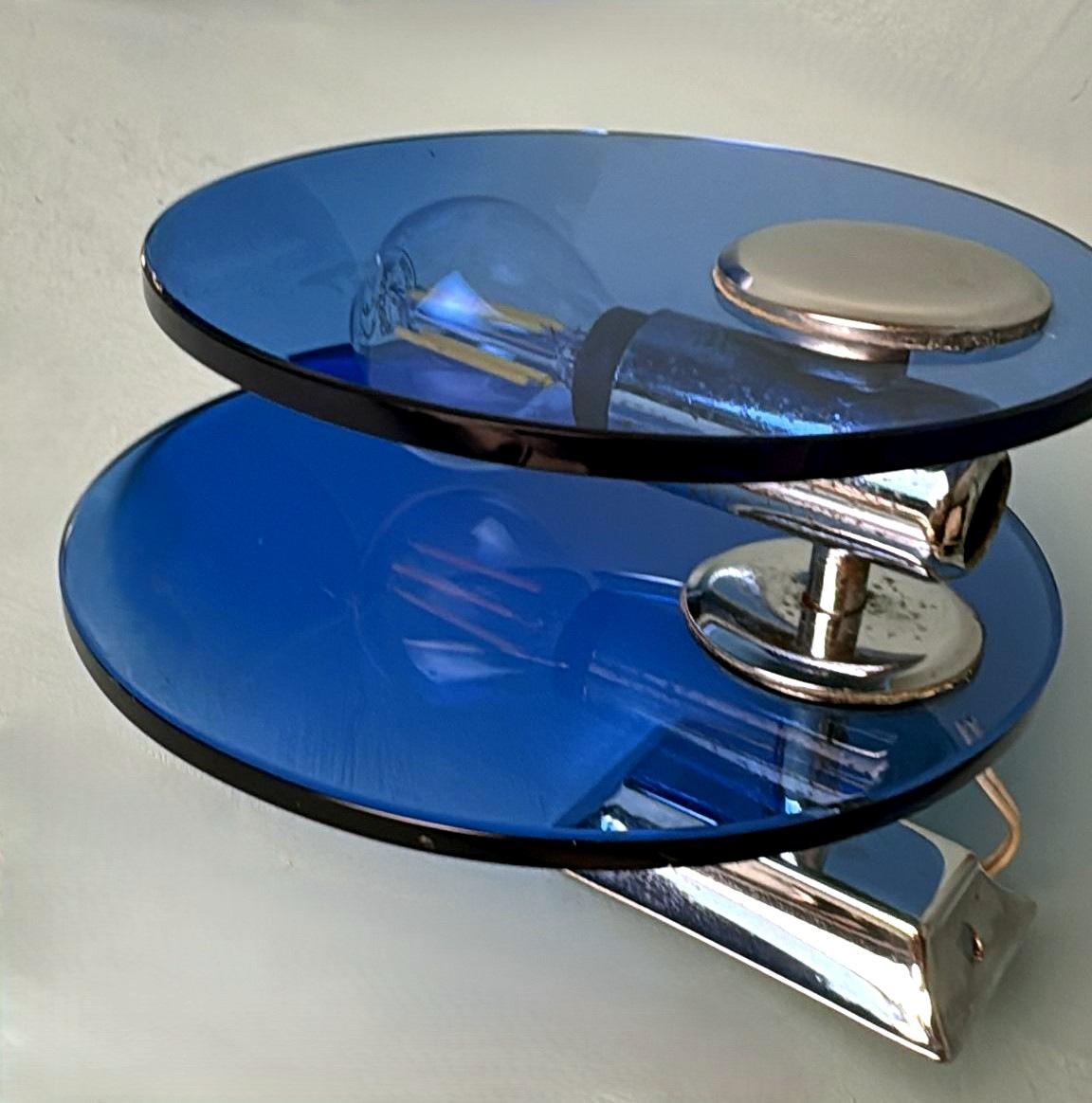 Paar italienische Wandleuchter aus blauem Glas und vernickeltem Messing im Veca-Stil im Angebot 6