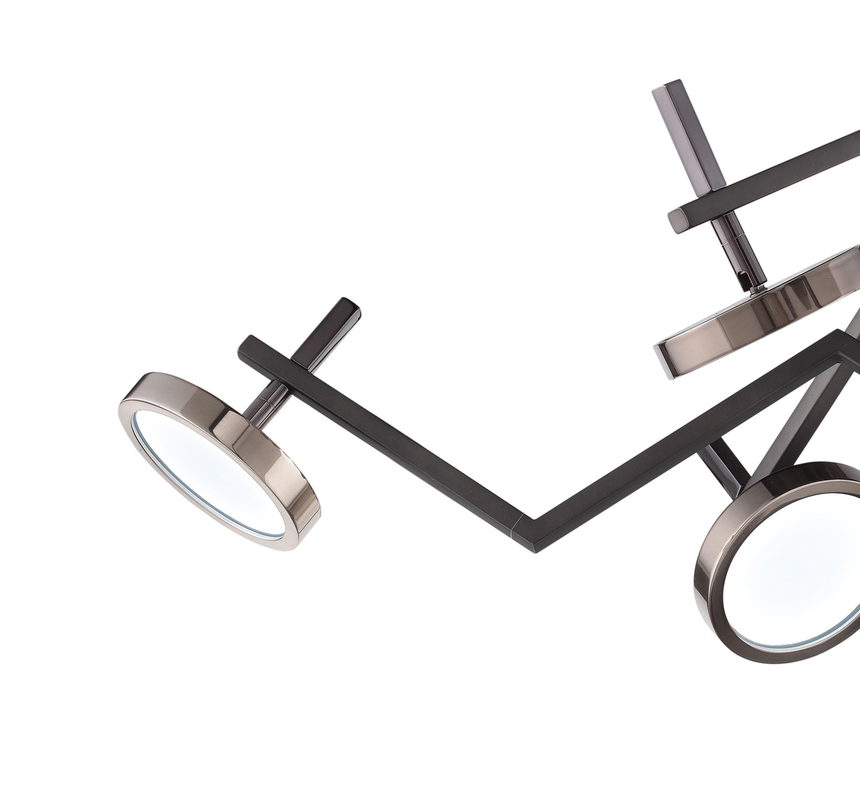 Lampada a sospensione Vector 4+4 di Euroluce Lampadari
Dimensioni: Ø 93 x H. 40 cm.
Materiali: Metallo e vetro.

Disponibile in diversi colori. I prezzi possono variare. Tutte le nostre lampade possono essere cablate a seconda del Paese. Se viene