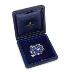Verdura Ceylon Sapphire Brooch, 100.00 Carats
